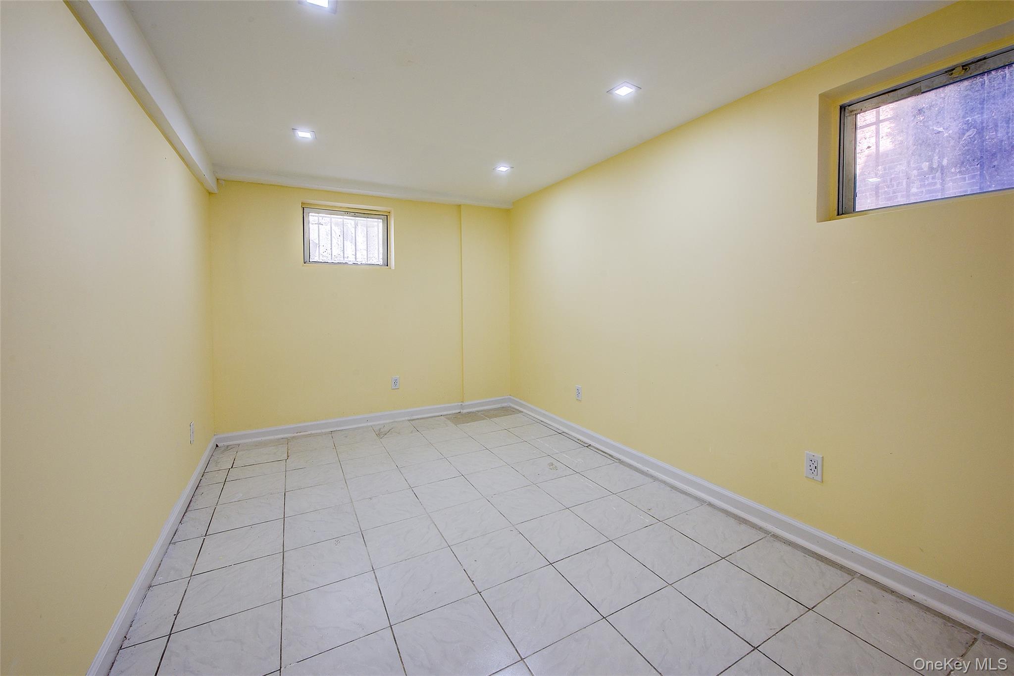 32-28 Utopia Parkway – For Sale photo 37