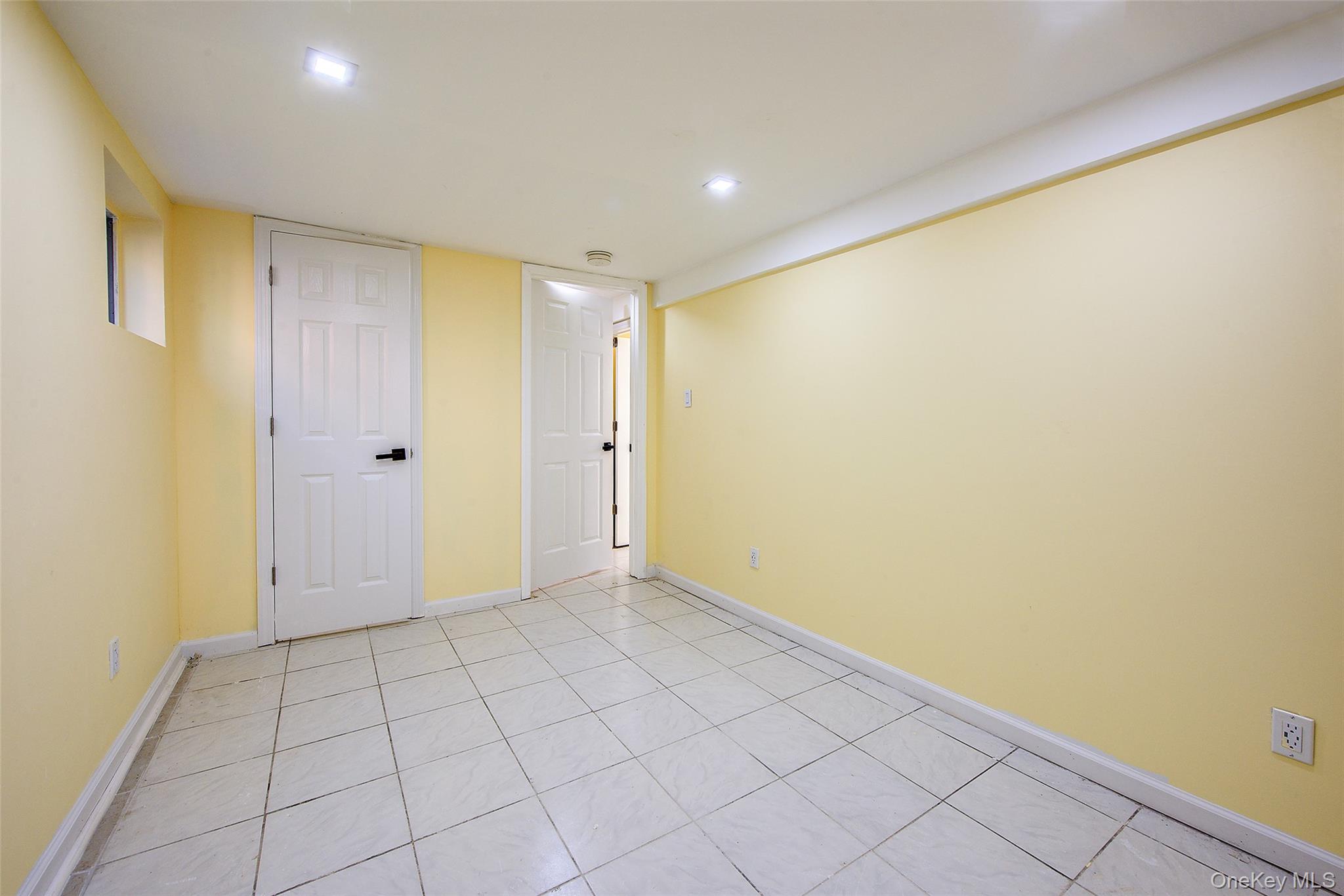 32-28 Utopia Parkway – For Sale photo 38