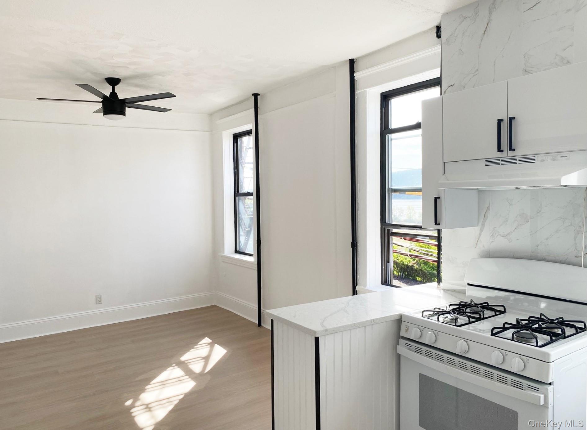 101 Southside Avenue, Unit 1B photo 3