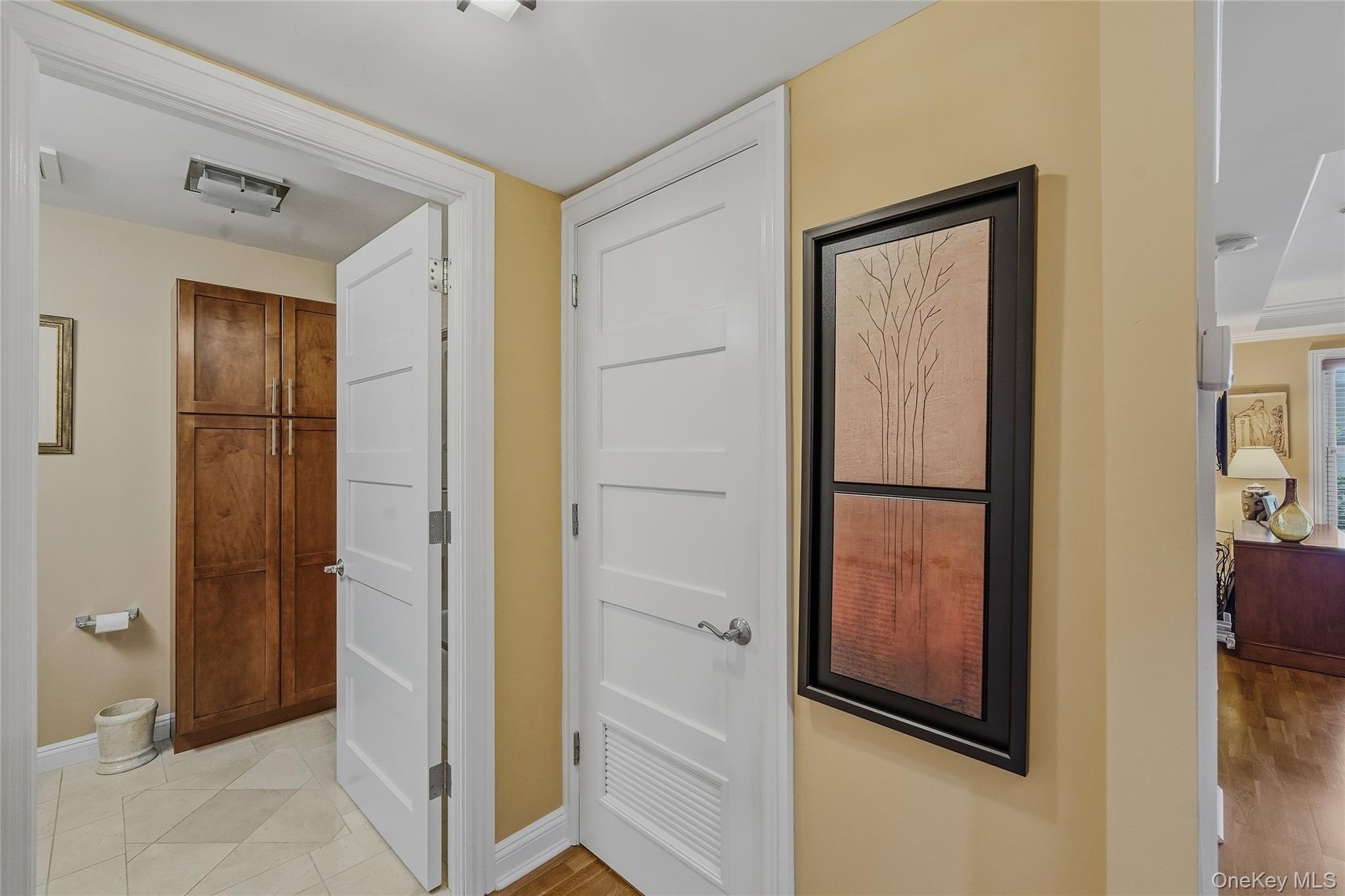 225 Stanley Avenue, Unit 107 photo 14