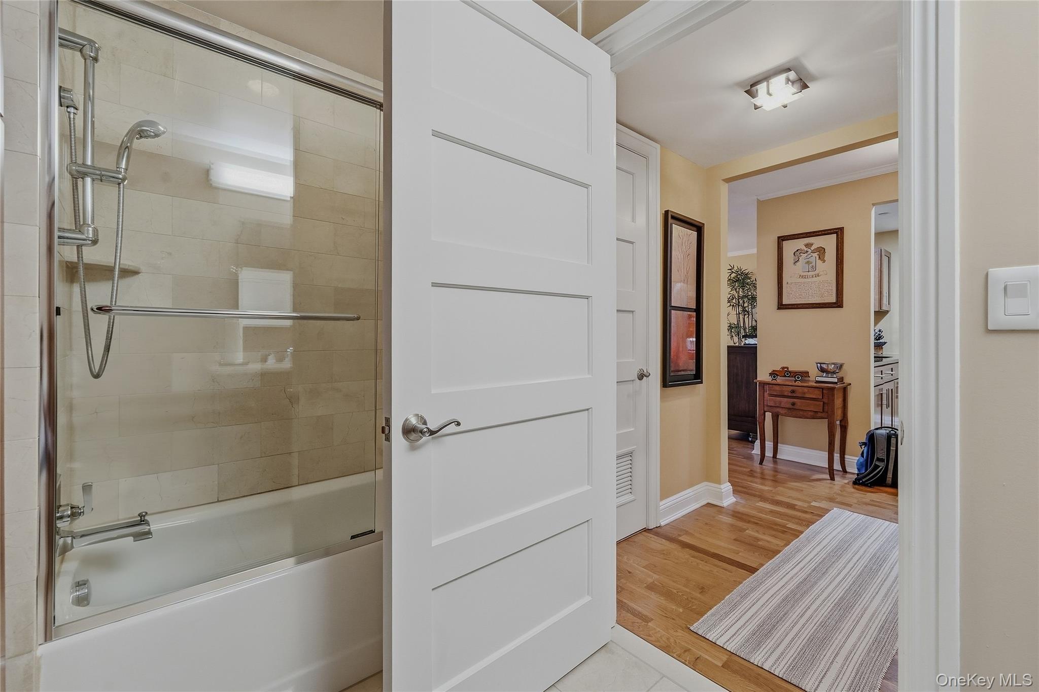 225 Stanley Avenue, Unit 107 photo 18