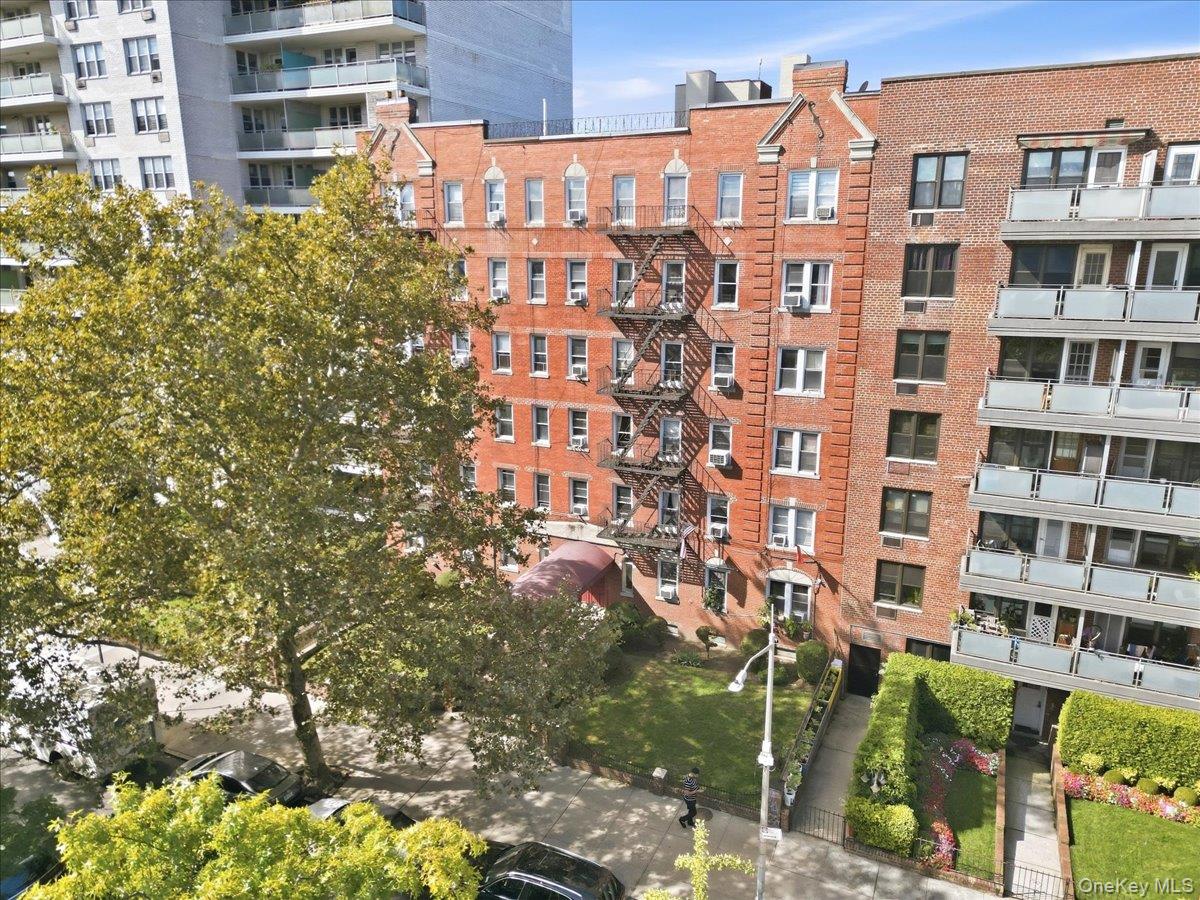 360 Ocean Parkway, Unit 5G photo 32