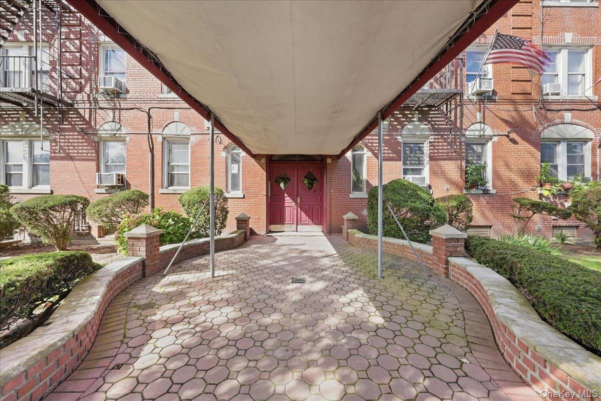 360 Ocean Parkway, Unit 5G photo 4