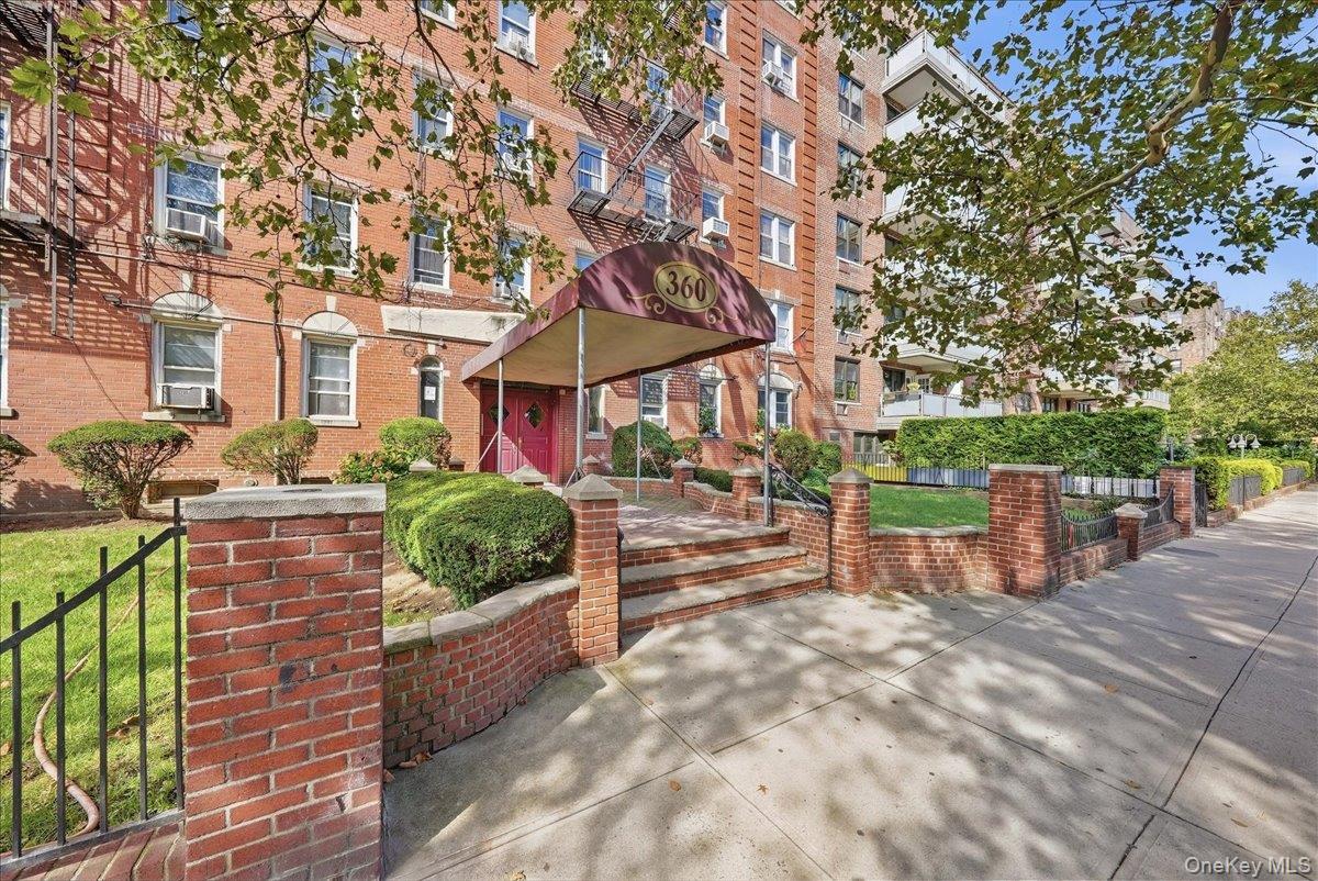 360 Ocean Parkway, Unit 5G