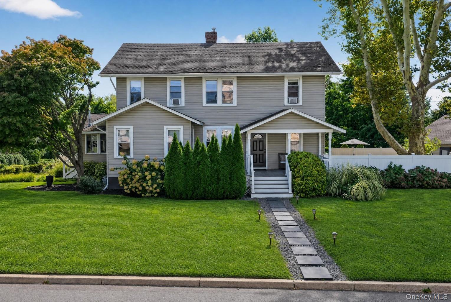 5 Franklin Avenue – For Sale photo 2