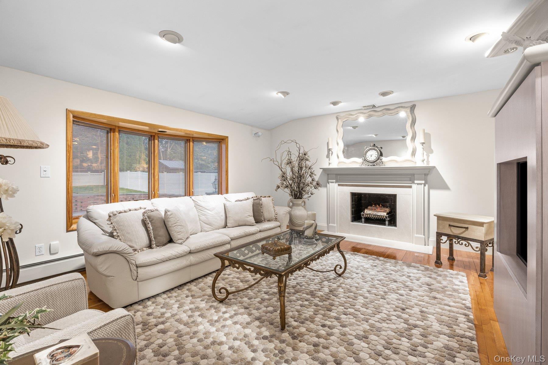 123 Old Post Drive – For Sale photo 12