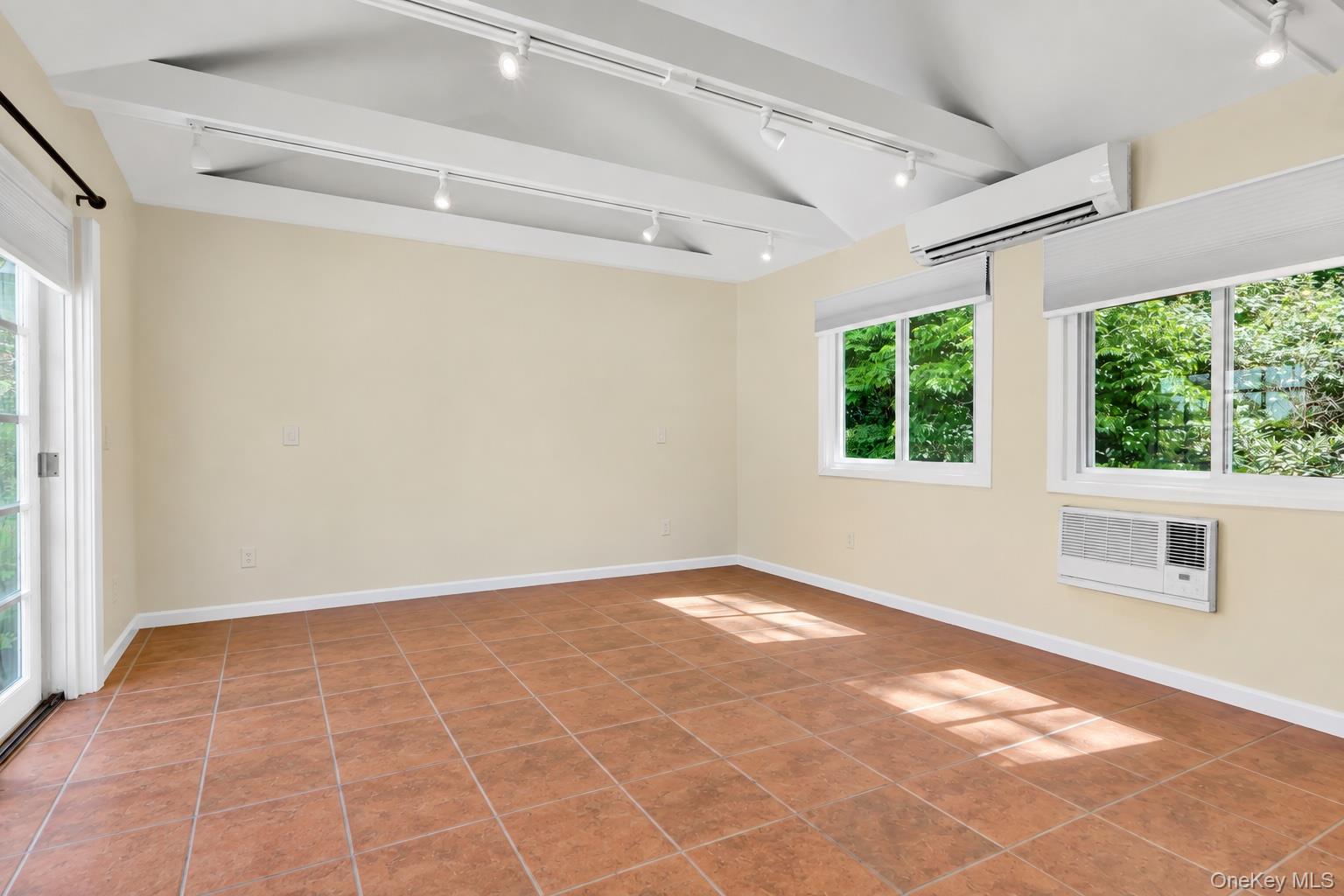 14 Horse Hill Road – For Rent photo 32