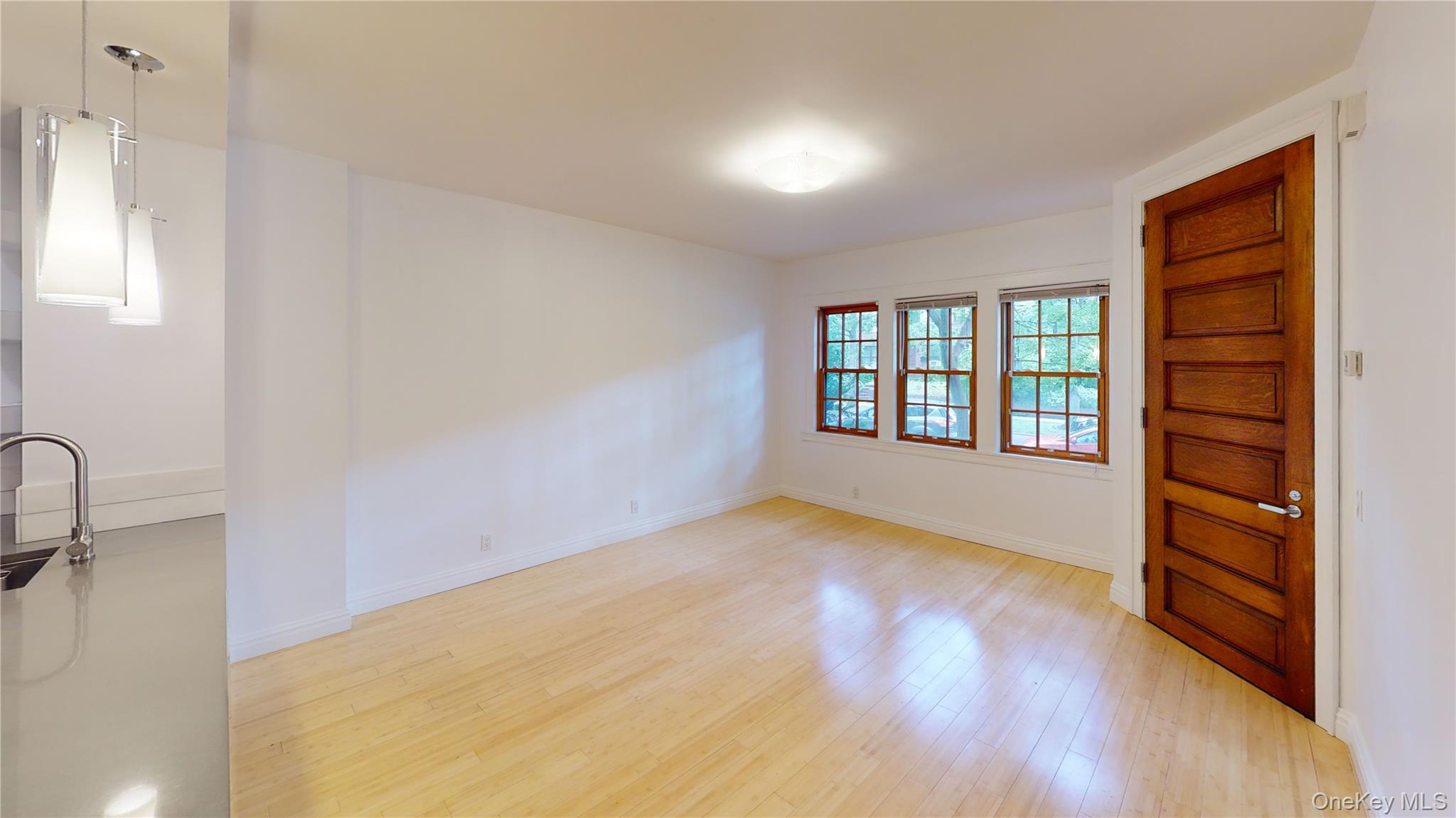 278 Burns Street, Unit 1 photo 2