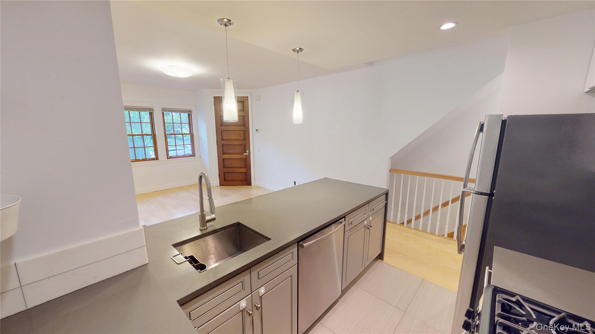 278 Burns Street, Unit 1 photo 10