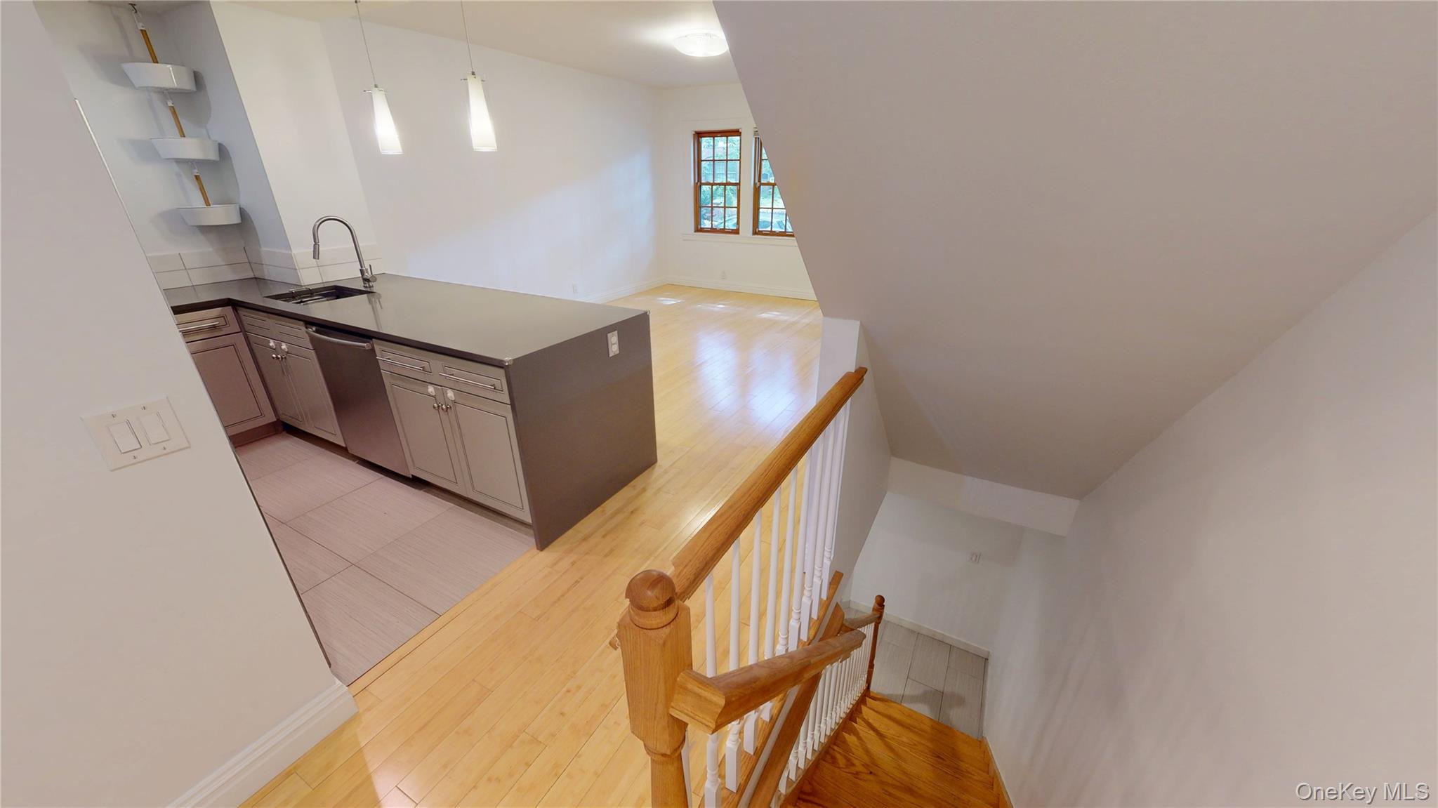 278 Burns Street, Unit 1 photo 12