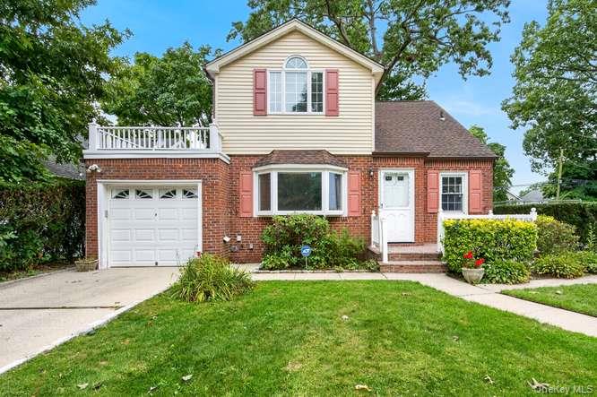 48 Maple Drive – For Sale