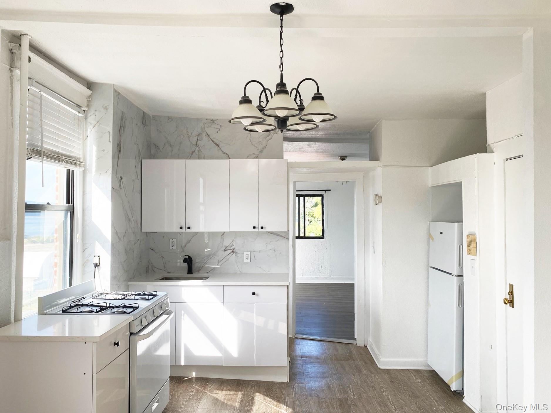 101 Southside Avenue, Unit 3B