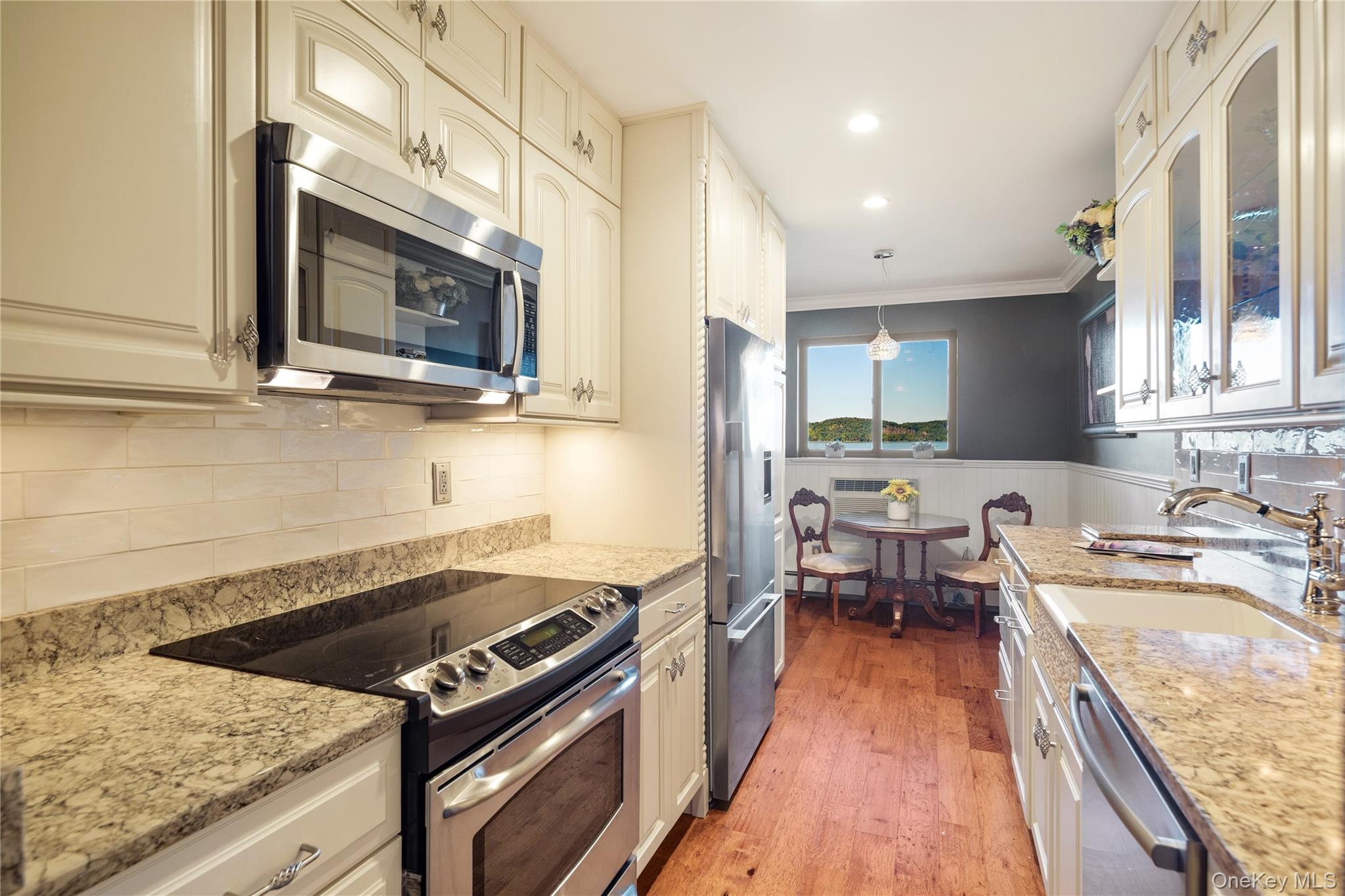 303 Kemeys Cove, Unit 303 photo 9