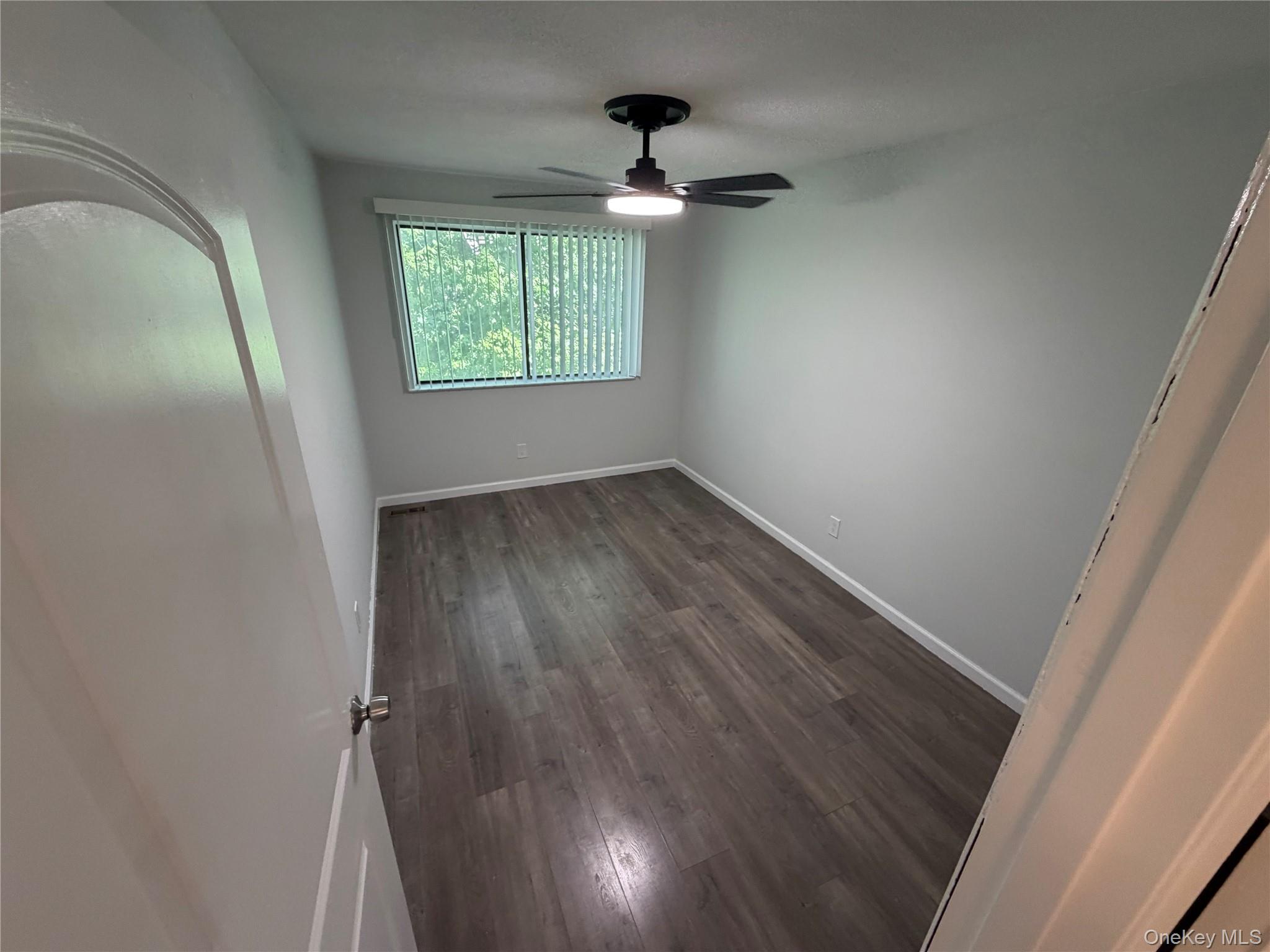 203 Springmeadow Drive, Unit B photo 7