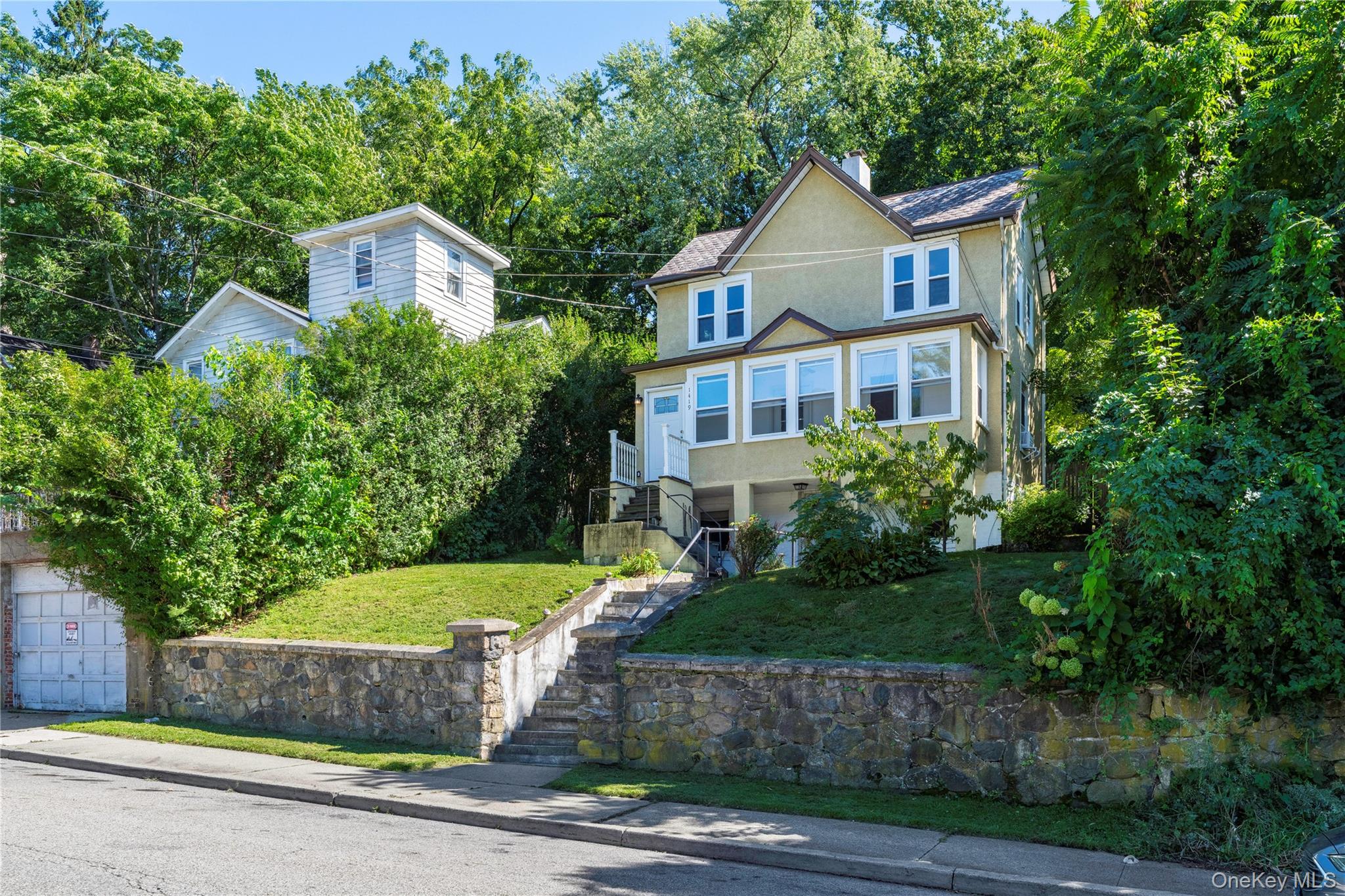 1419 Park Street – For Sale photo 2