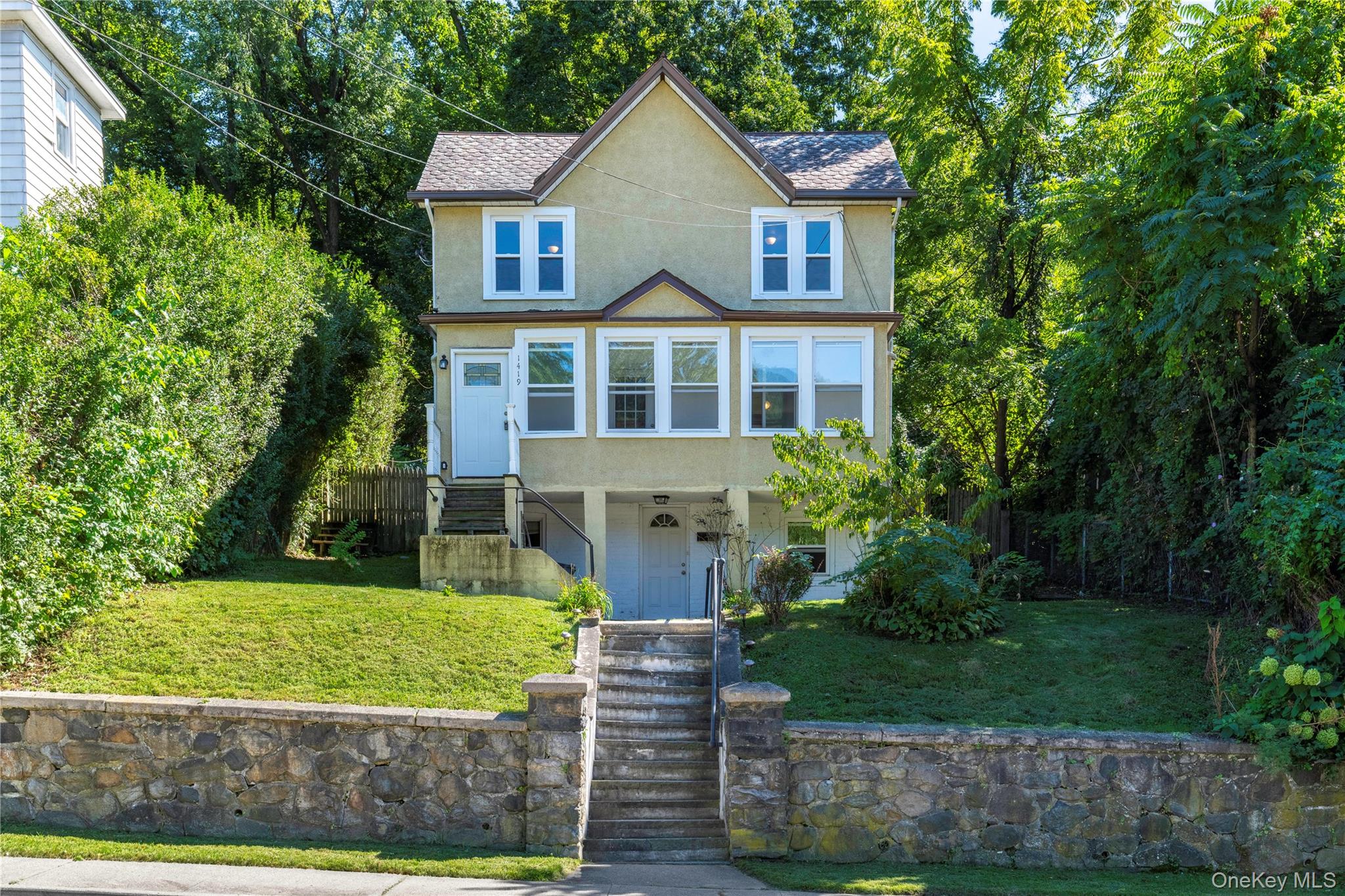 1419 Park Street – For Sale