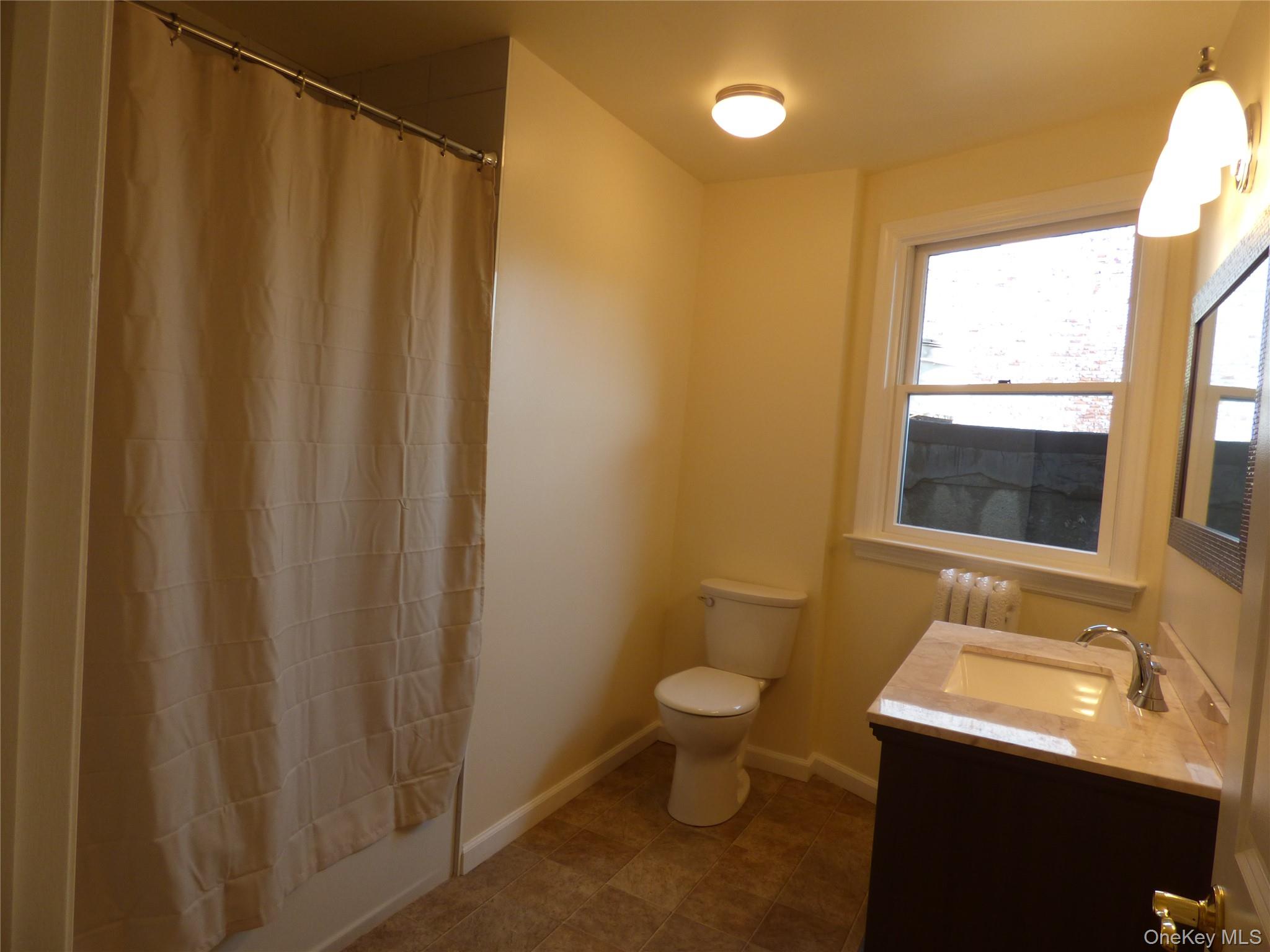 375 Greenwich Avenue, Unit 5 photo 8