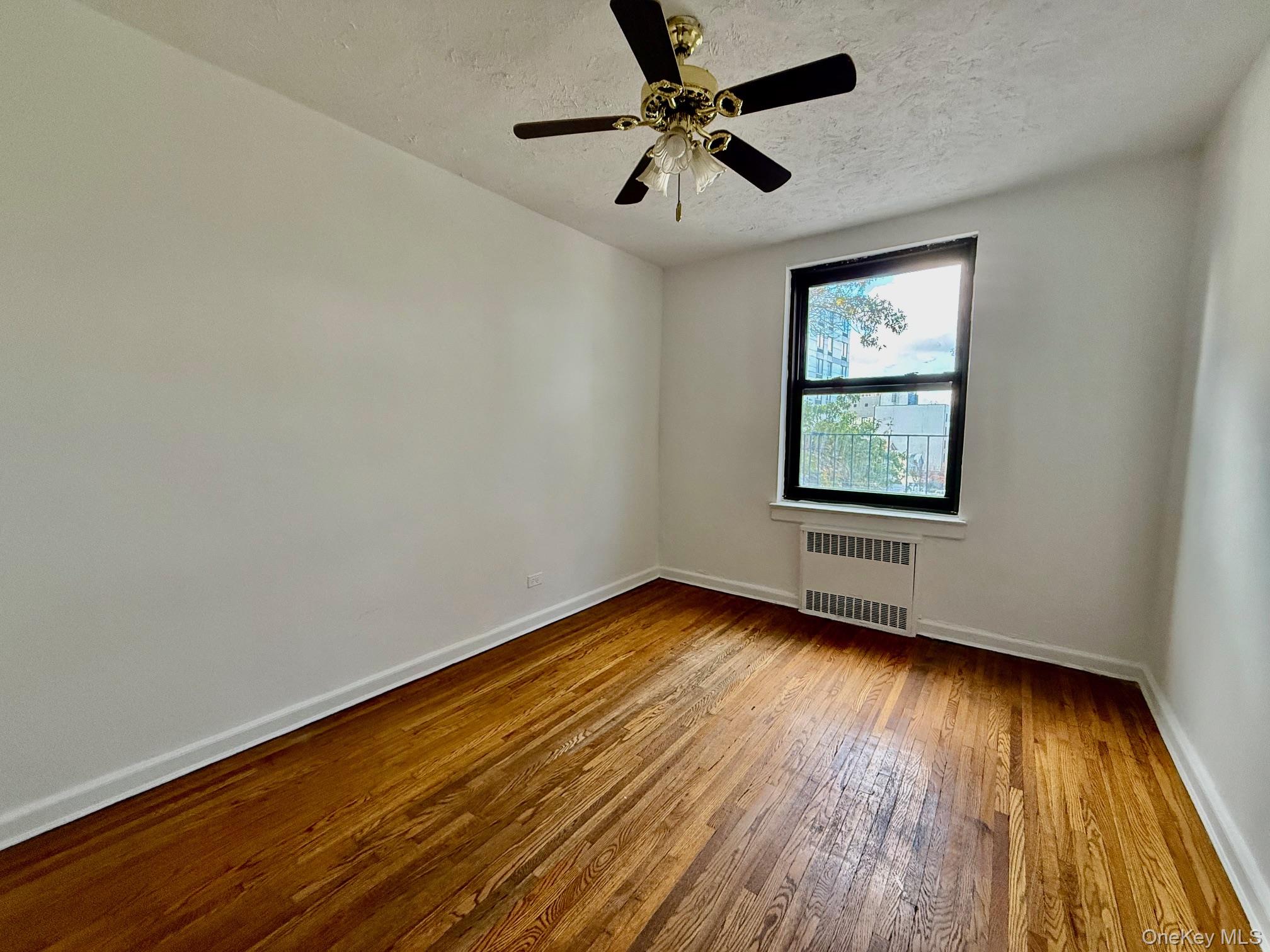 112-24 Northern Boulevard, Unit 3G photo 13