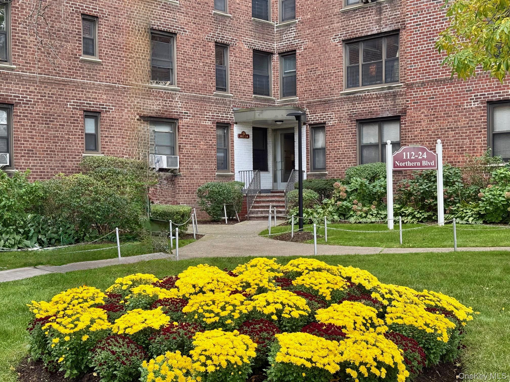 112-24 Northern Boulevard, Unit 3G