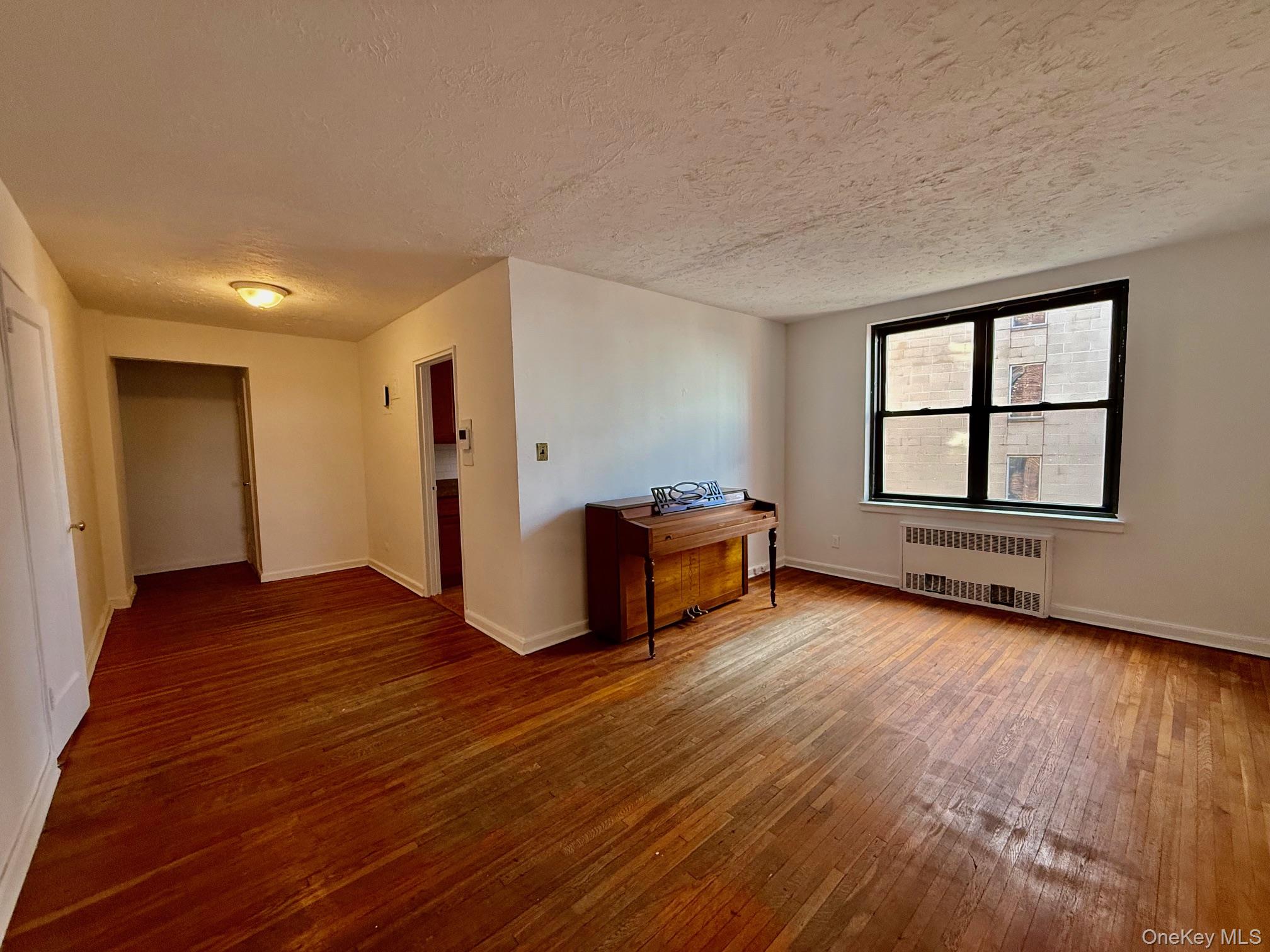 112-24 Northern Boulevard, Unit 3G photo 6