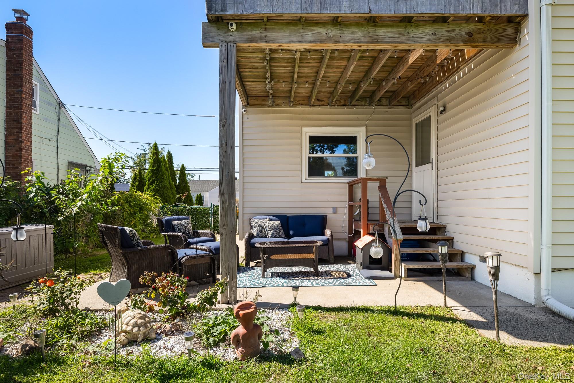 1647 Straight Path – For Sale photo 6