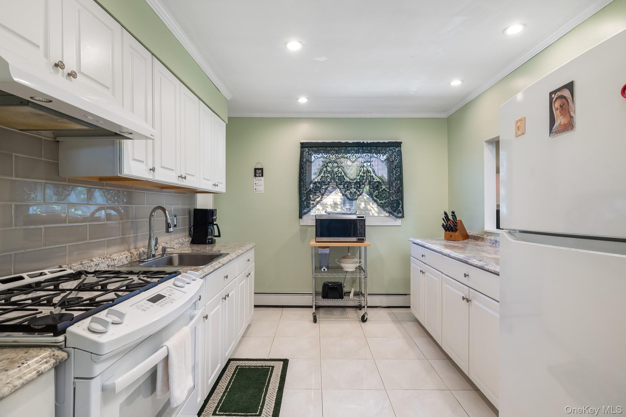 1647 Straight Path – For Sale photo 10