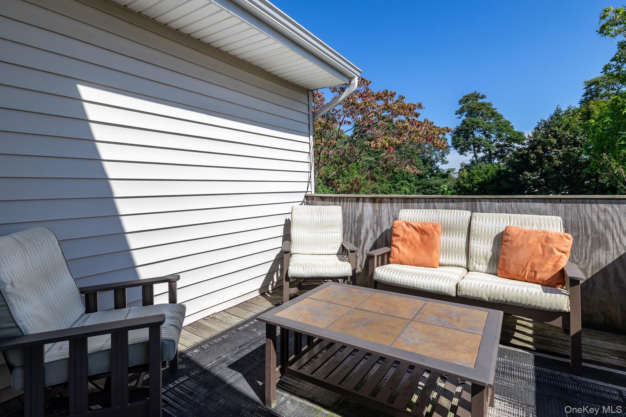 1647 Straight Path – For Sale photo 8