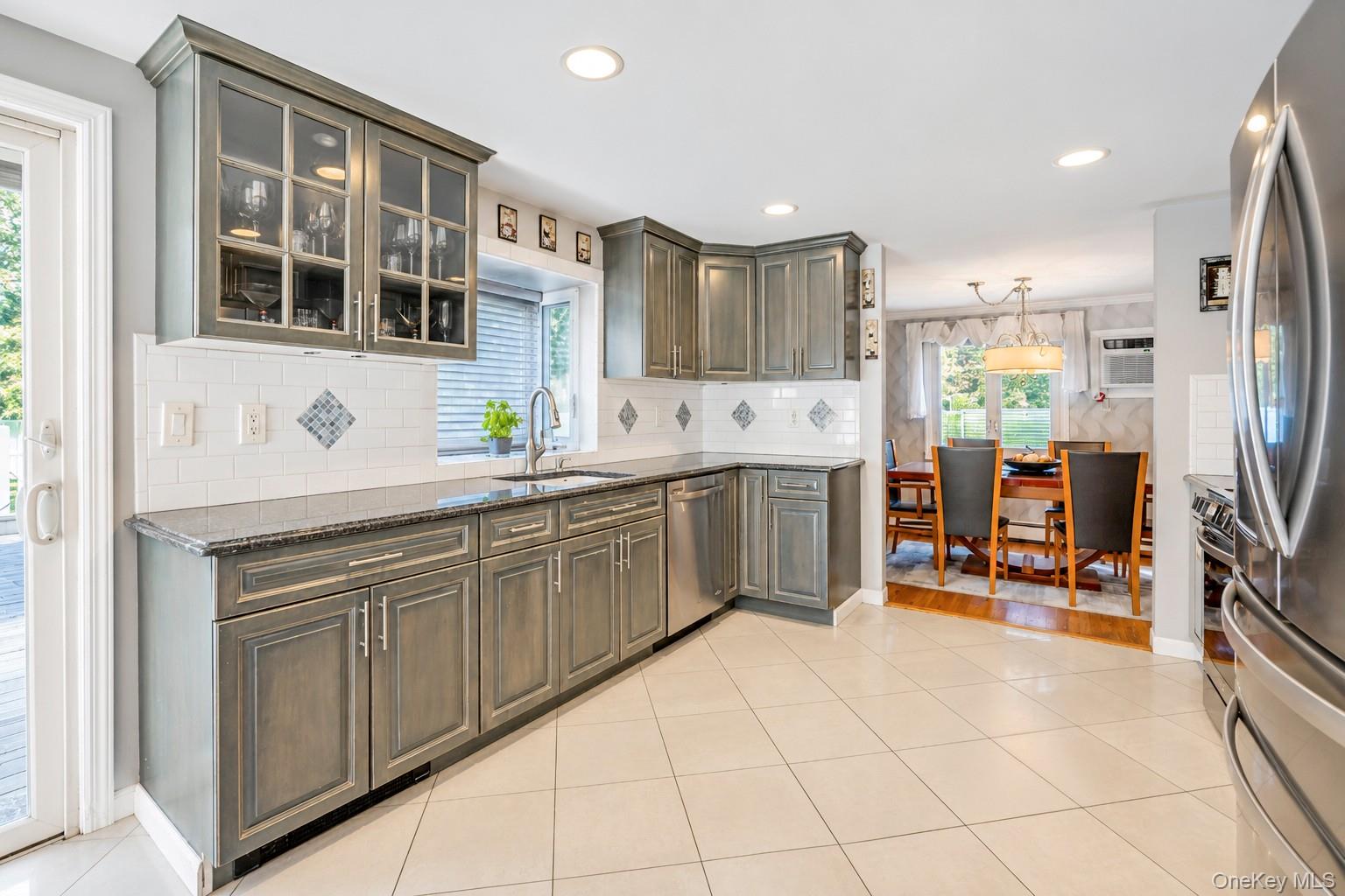 14 Hollingwood Drive – For Sale photo 24
