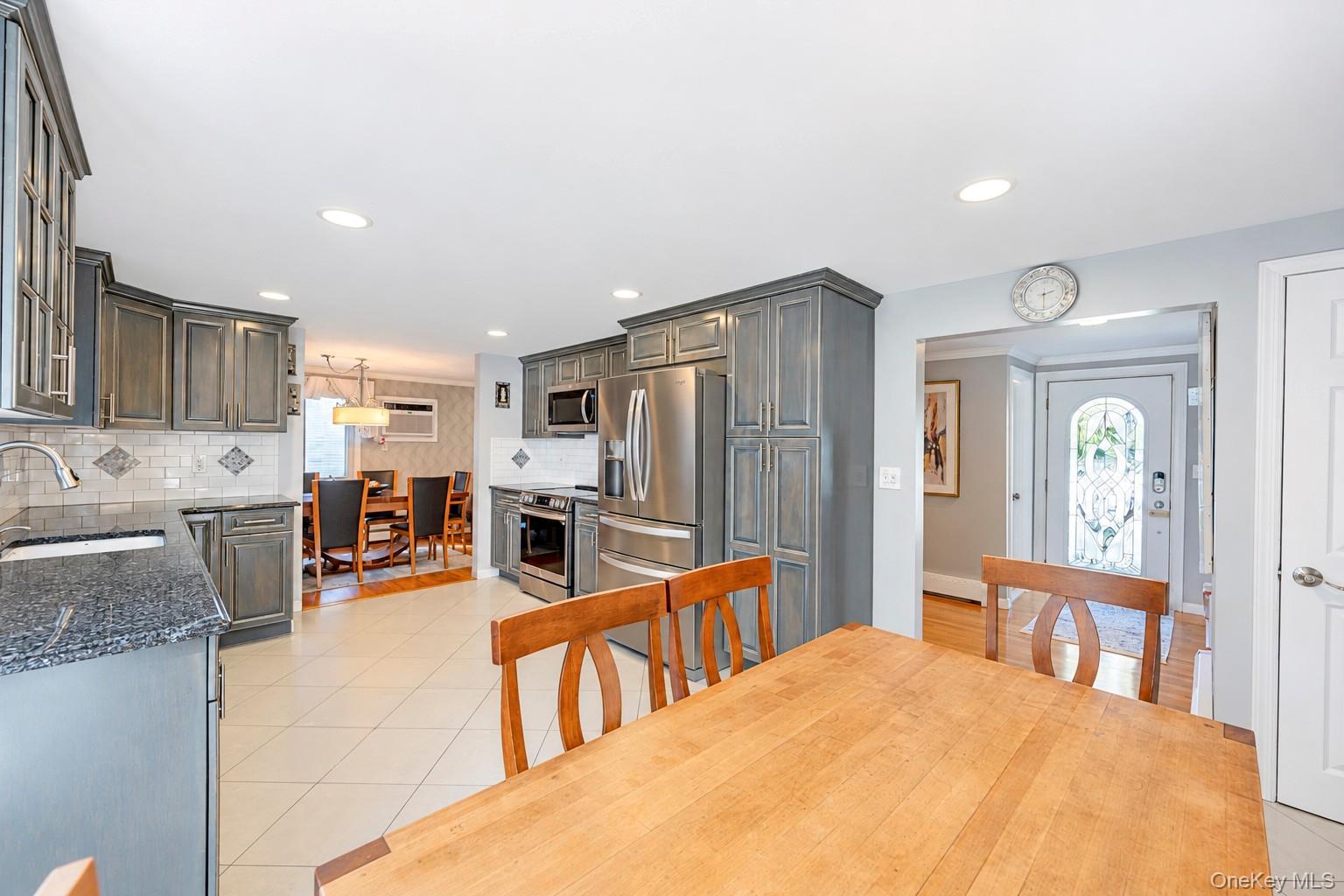 14 Hollingwood Drive – For Sale photo 27