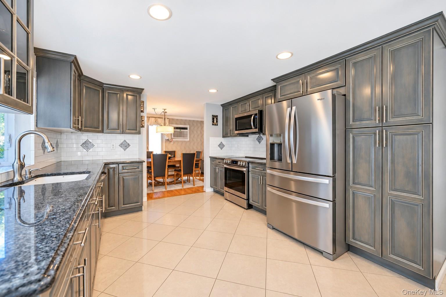14 Hollingwood Drive – For Sale photo 28