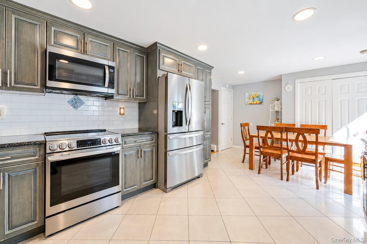 14 Hollingwood Drive – For Sale photo 22