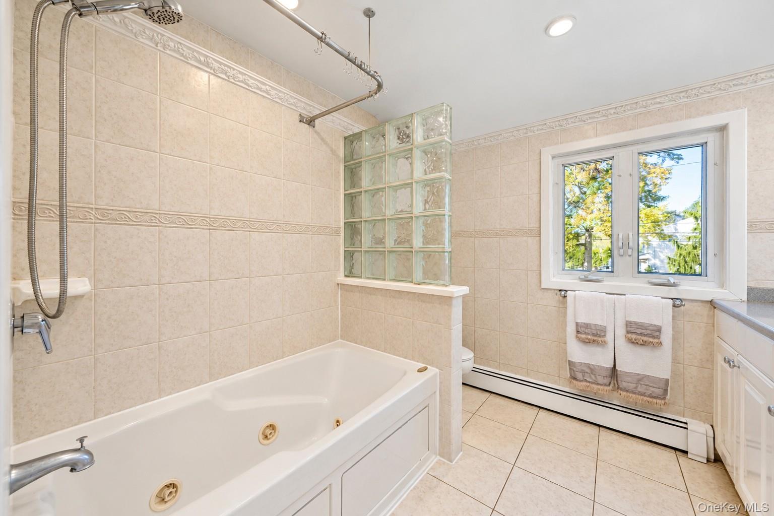 14 Hollingwood Drive – For Sale photo 39