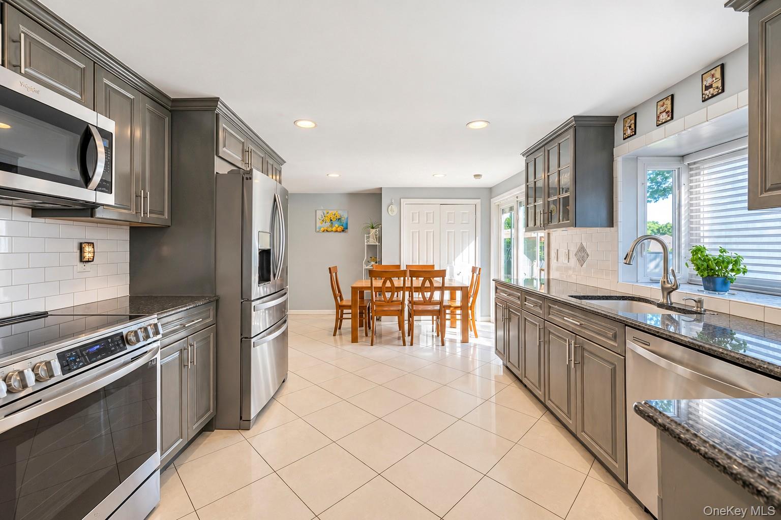 14 Hollingwood Drive – For Sale photo 26