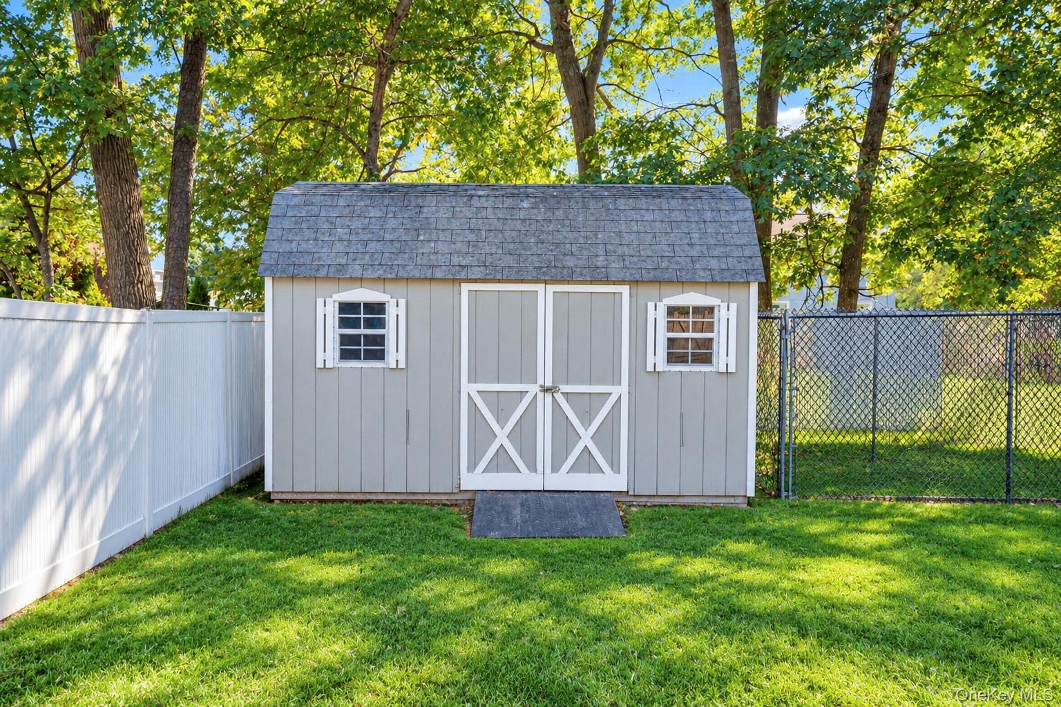 14 Hollingwood Drive – For Sale photo 50