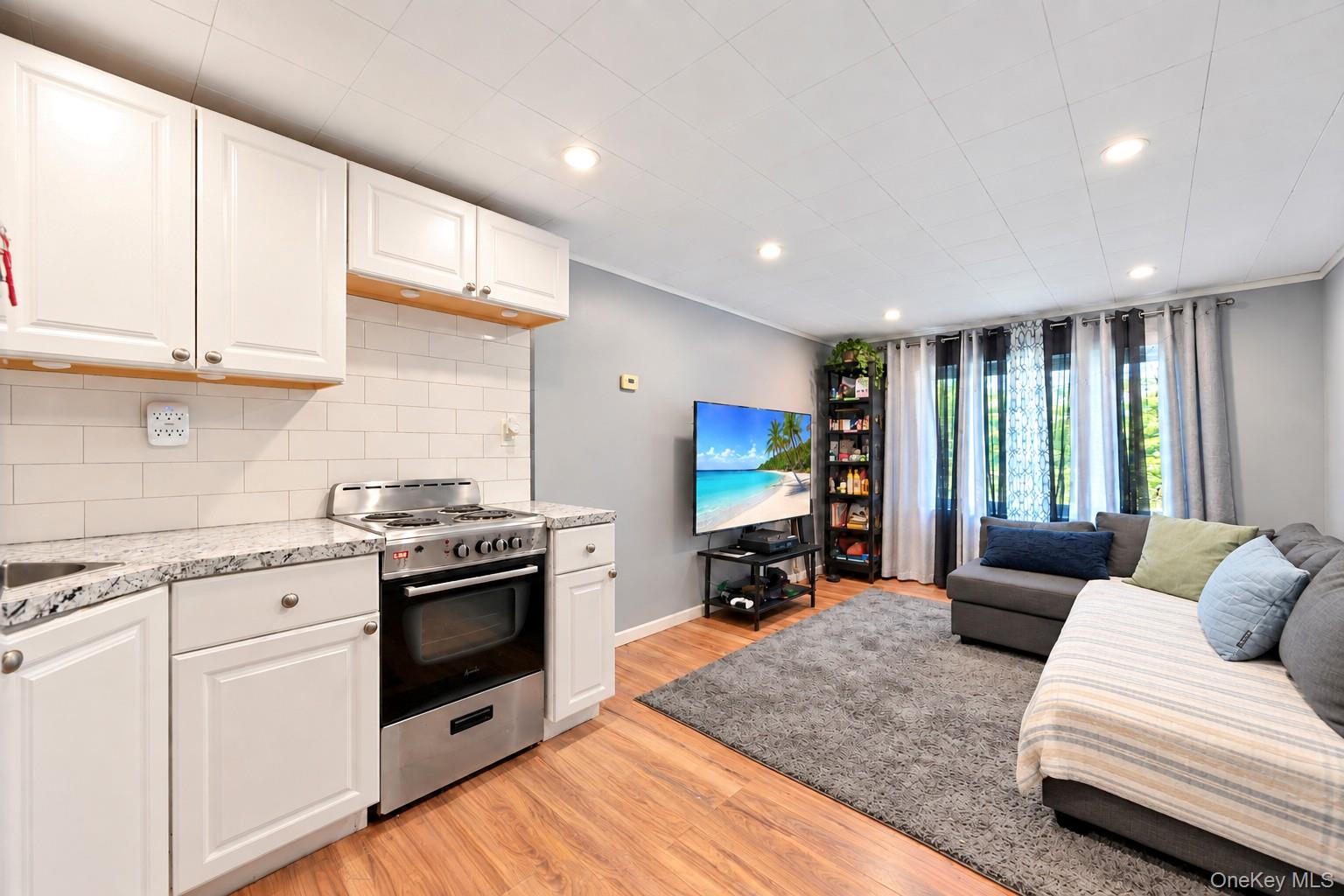 14 Hollingwood Drive – For Sale photo 45