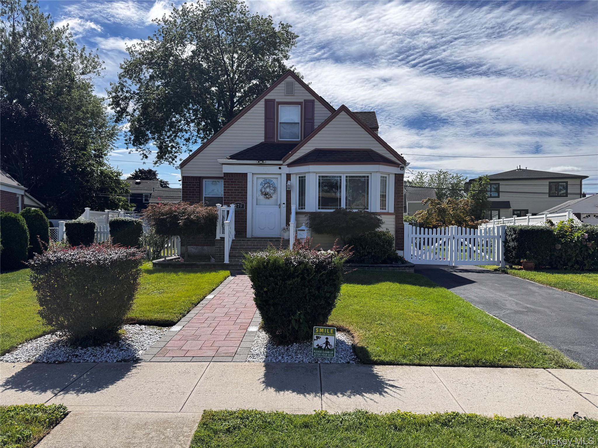 279 S King Street – For Sale