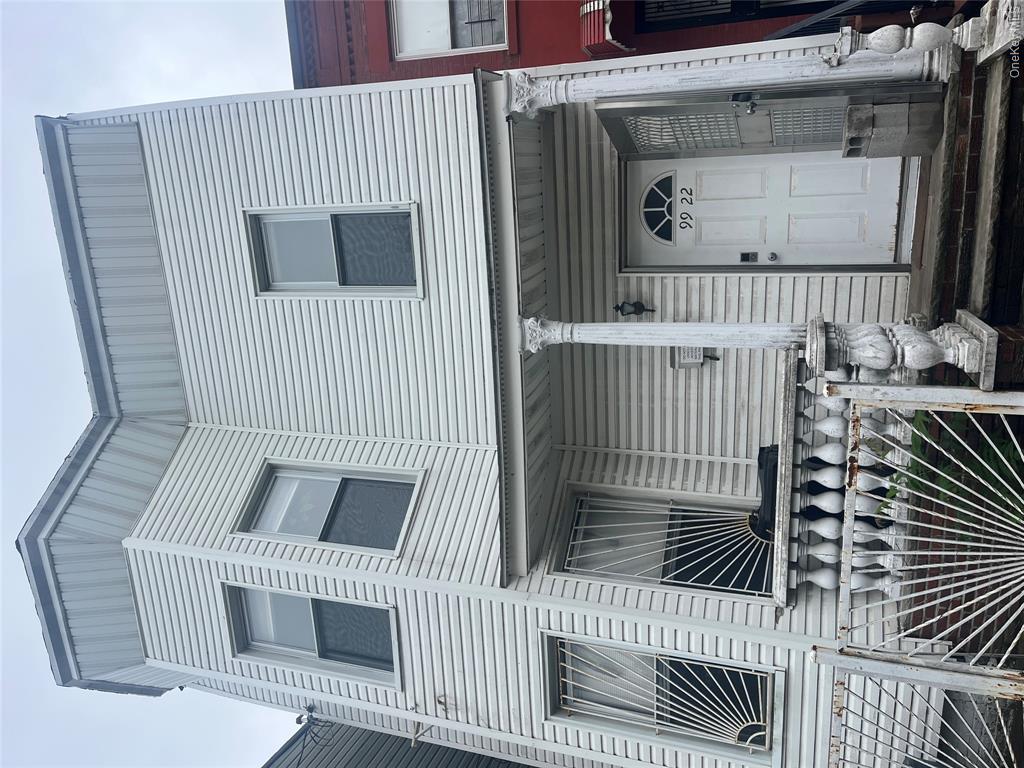 99-22 34th Ave – For Rent