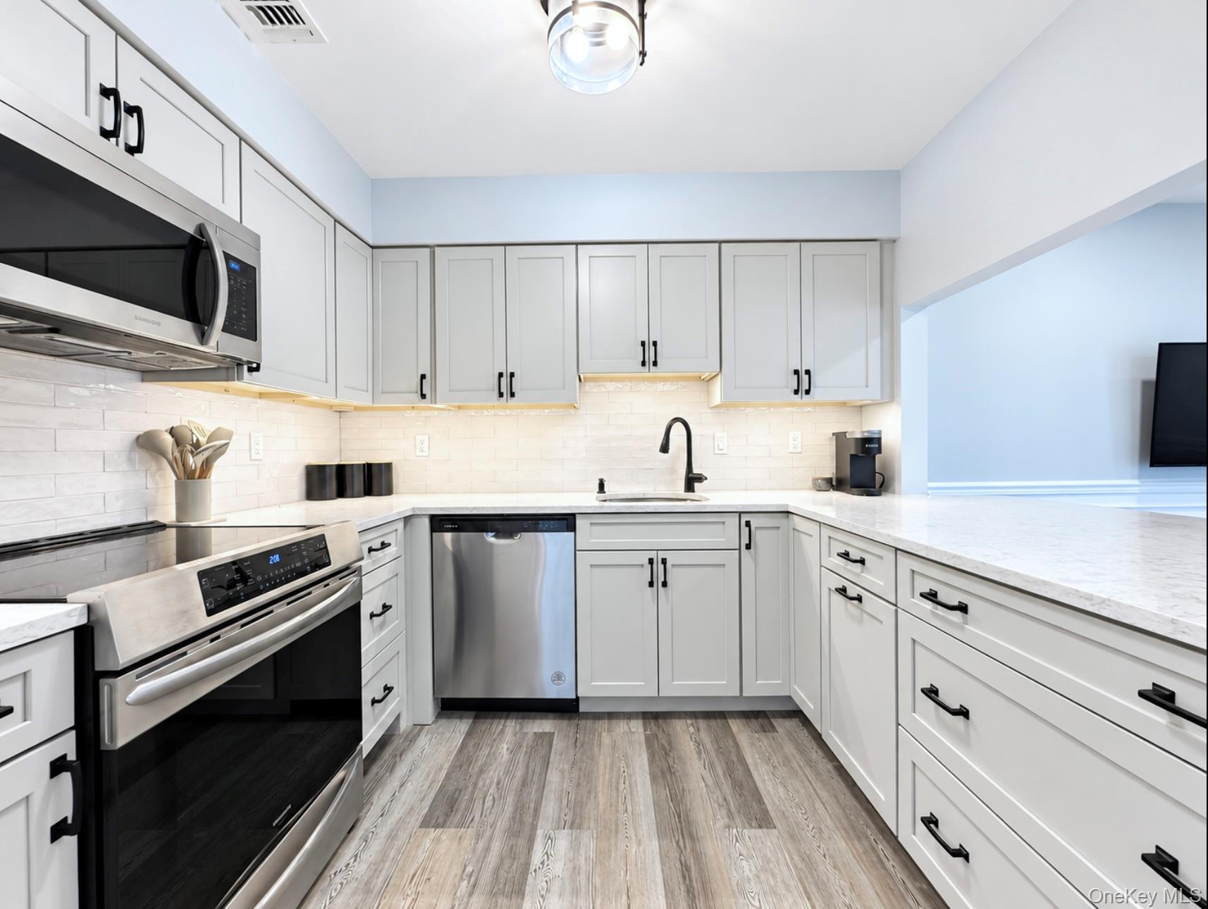 162 Cambridge Drive – For Sale photo 7