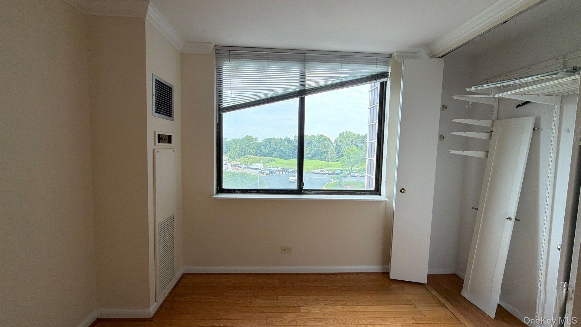 269-10 Grand Central Parkway, Unit 4U photo 7