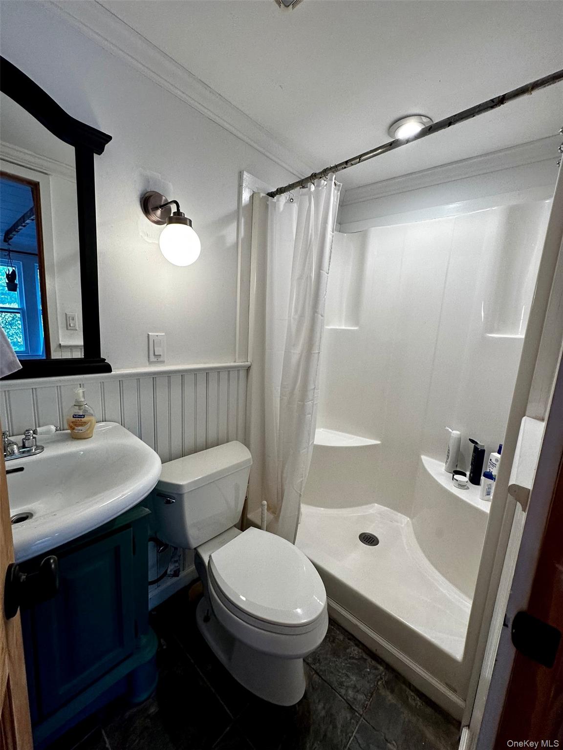 332 Canoe Place Road – For Rent photo 8