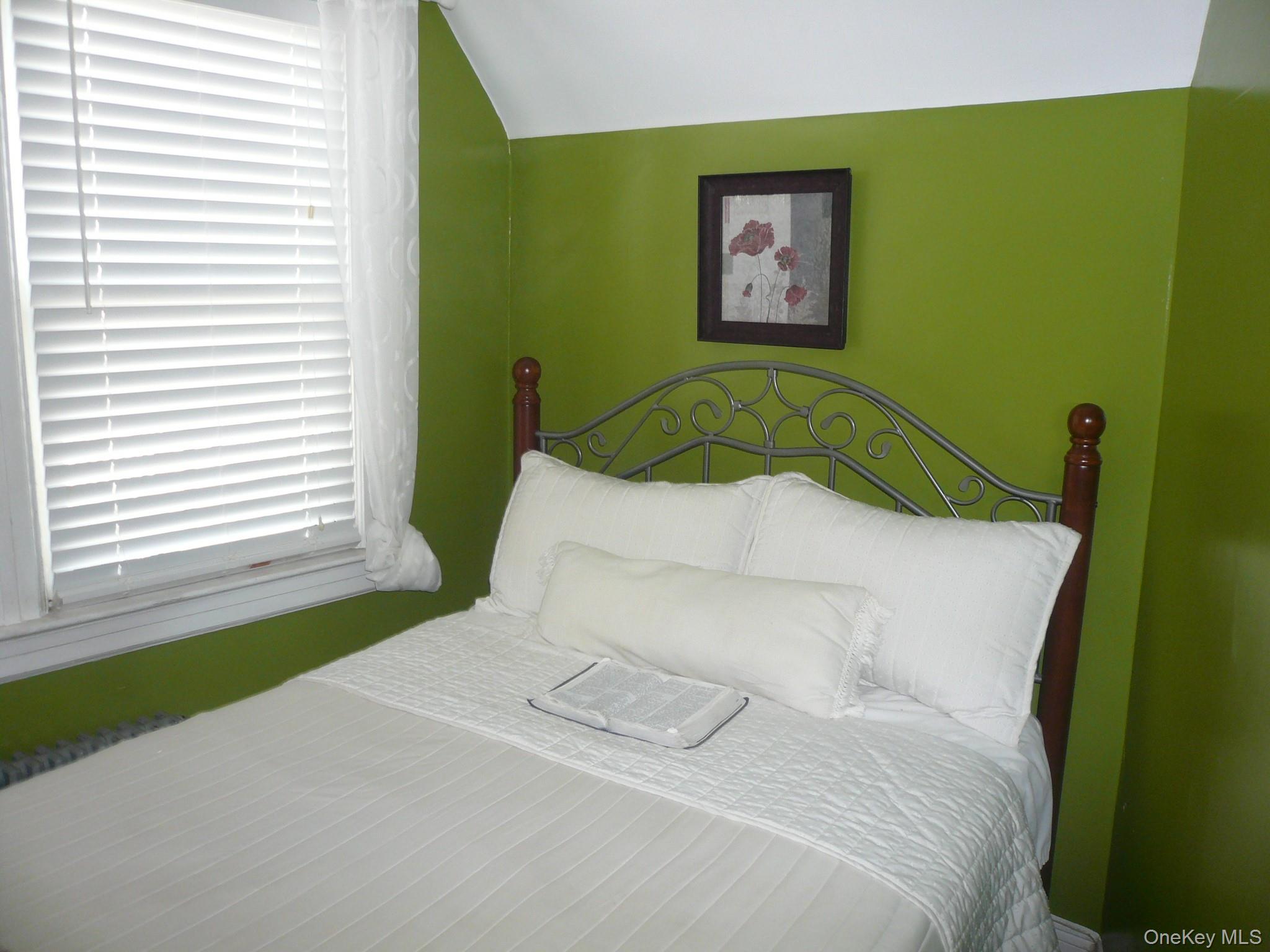 16932 144th Road, Unit 1 photo 6