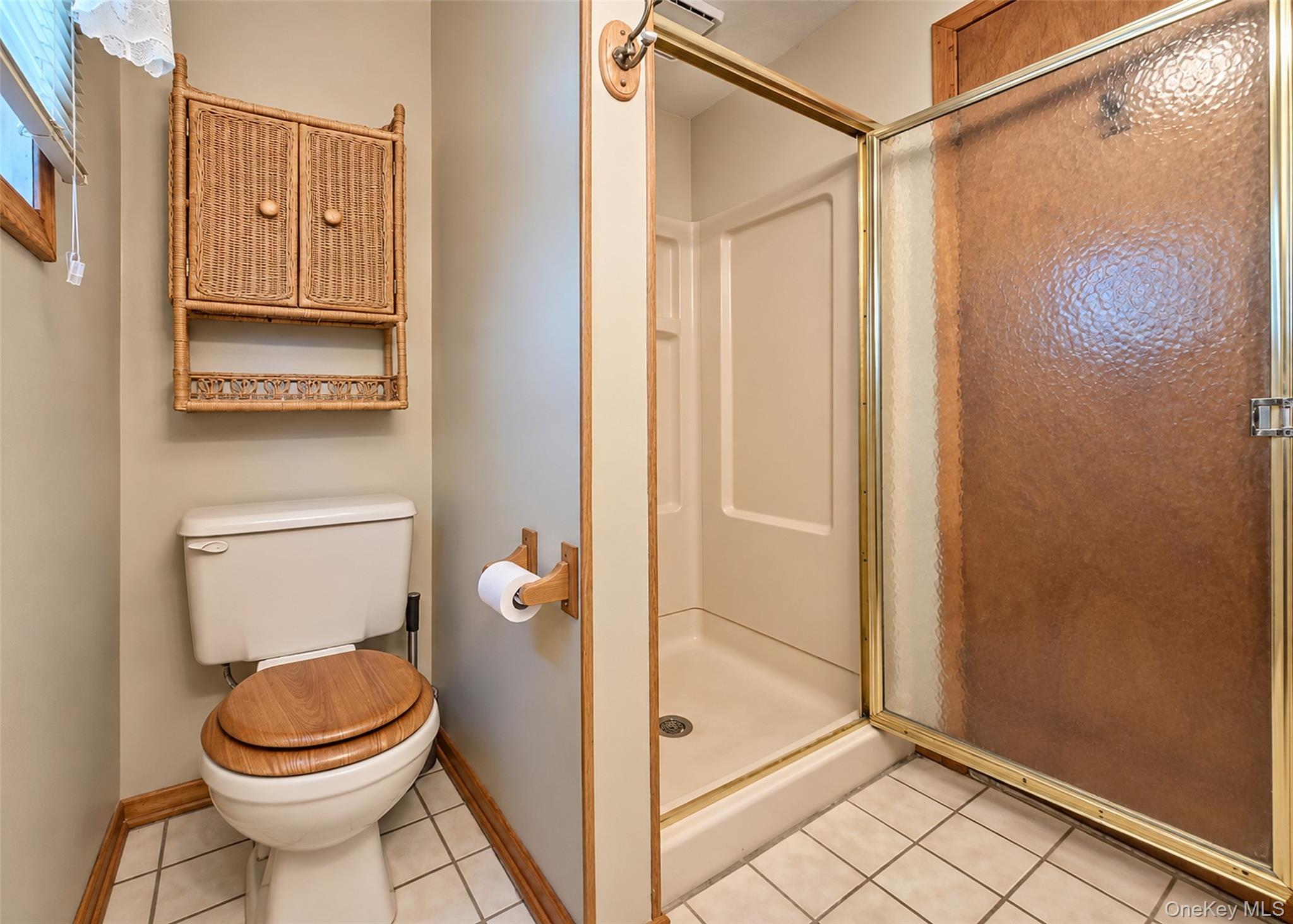 25 Joy Road – For Sale photo 16