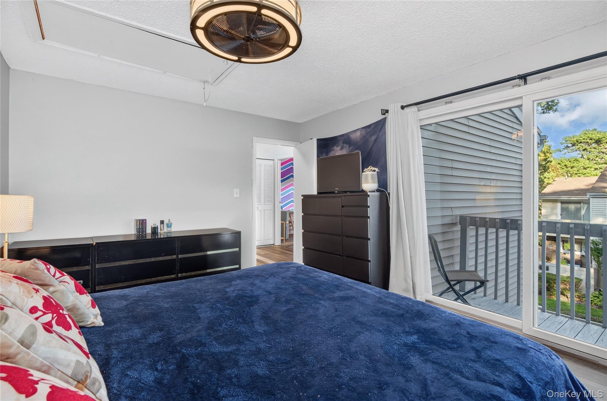 225 Springmeadow Drive, Unit A photo 17