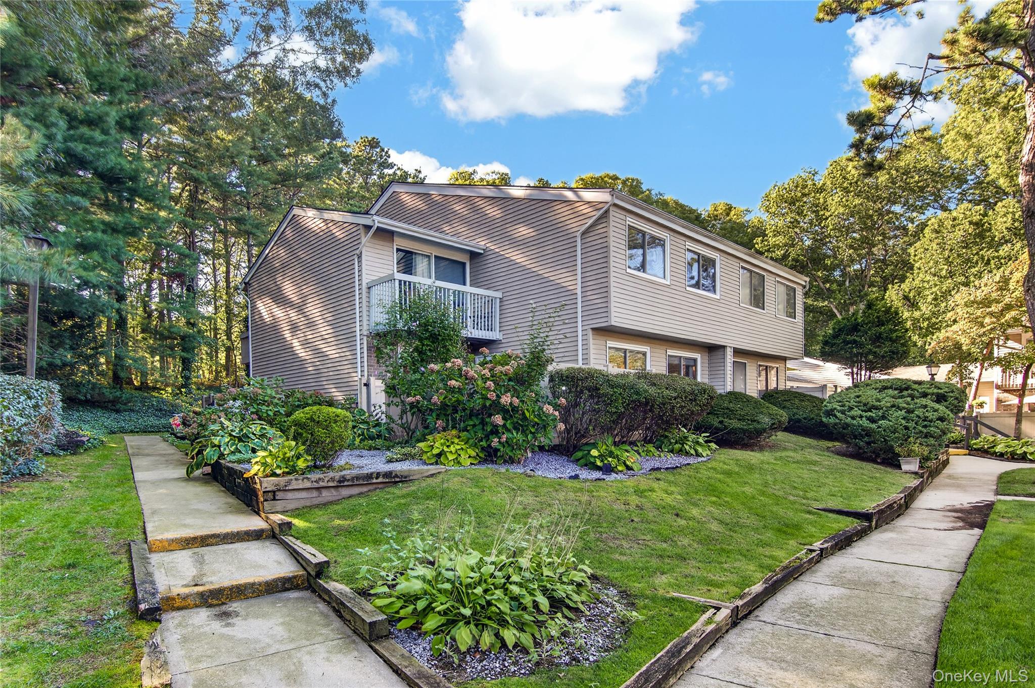 225 Springmeadow Drive, Unit A