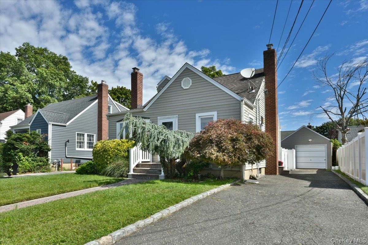413 Stewart Avenue – For Sale photo 4