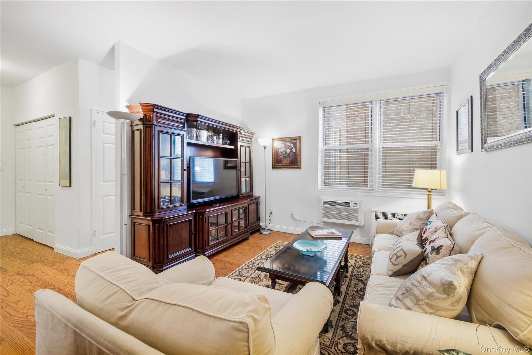 55 Lenox Road, Unit 1-K photo 6