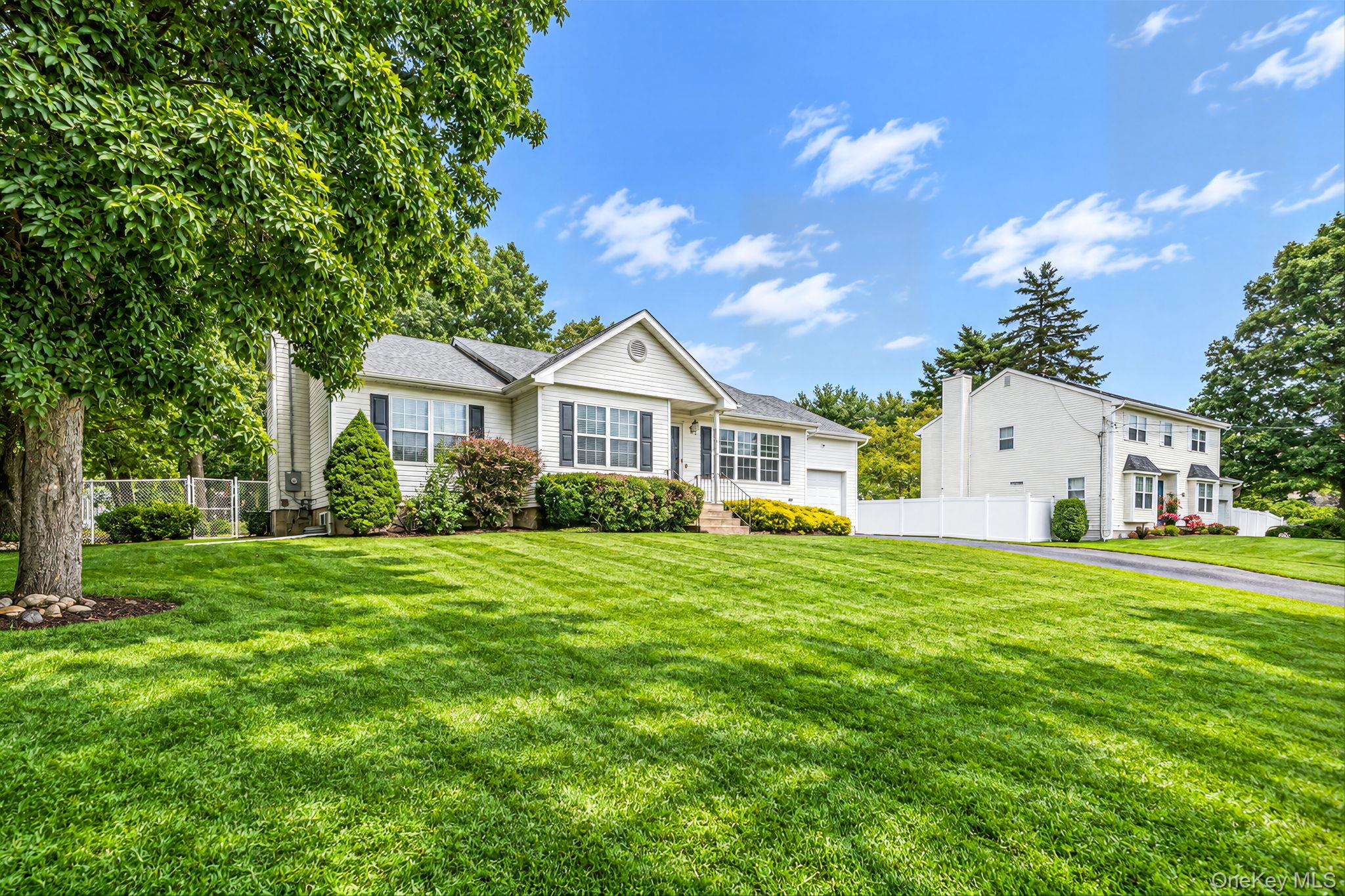 23 School Street – For Sale photo 36