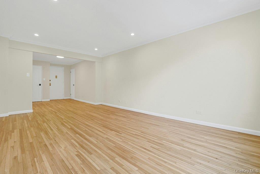 3363 Sedgwick Avenue, Unit 4D photo 8