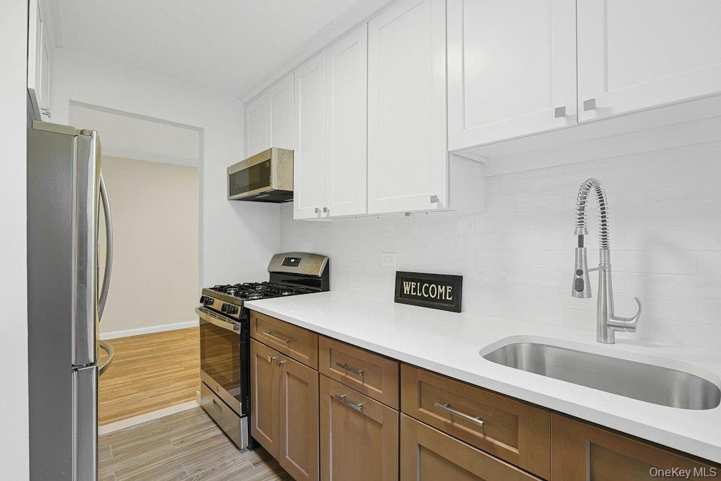 3363 Sedgwick Avenue, Unit 4D photo 7