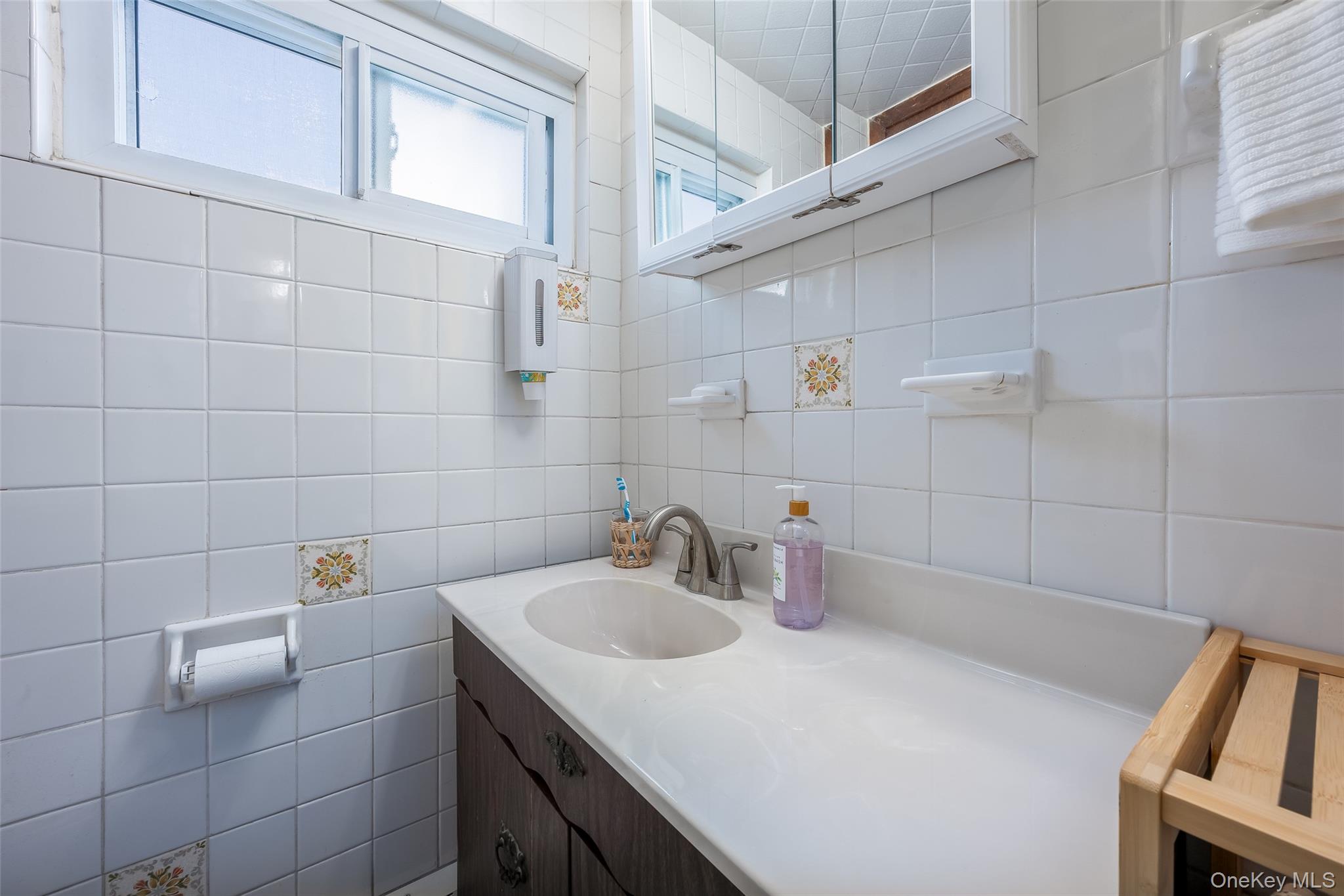2 Dean Street – For Sale photo 10